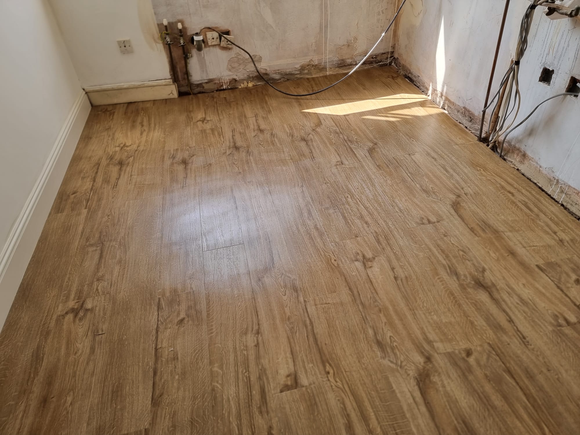 Amtico Spacia Featured Oak Installation in Knightsbridge Wood Flooring Installation - Amtico Flooring - Residential