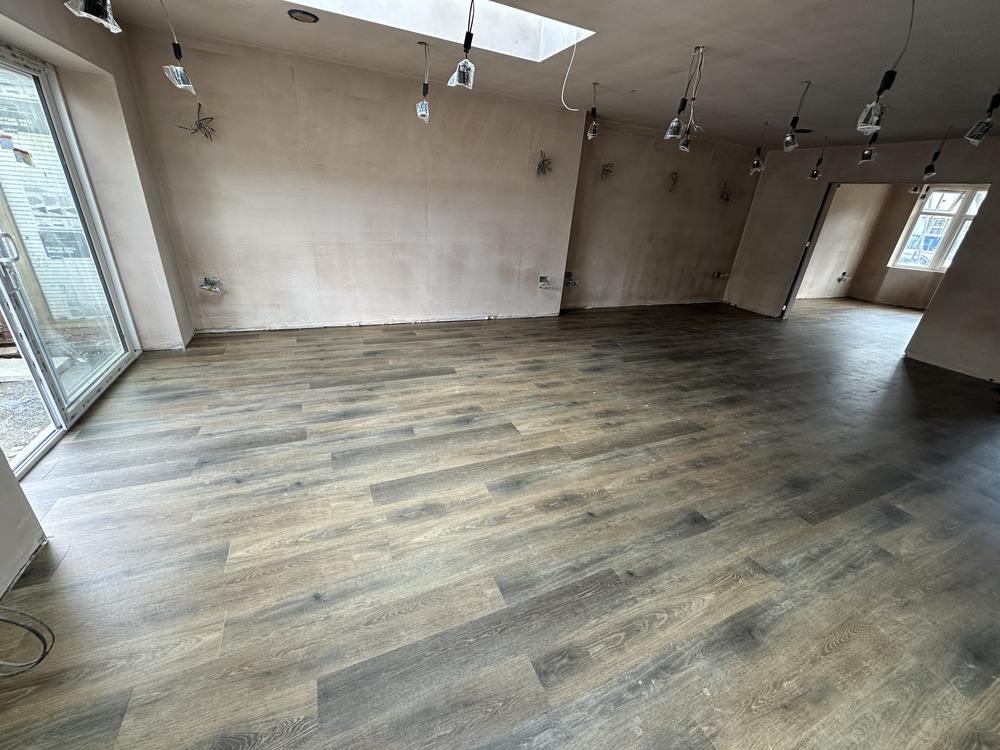 Amtico Spacia Noble Oak fitting in Canary Wharf-2