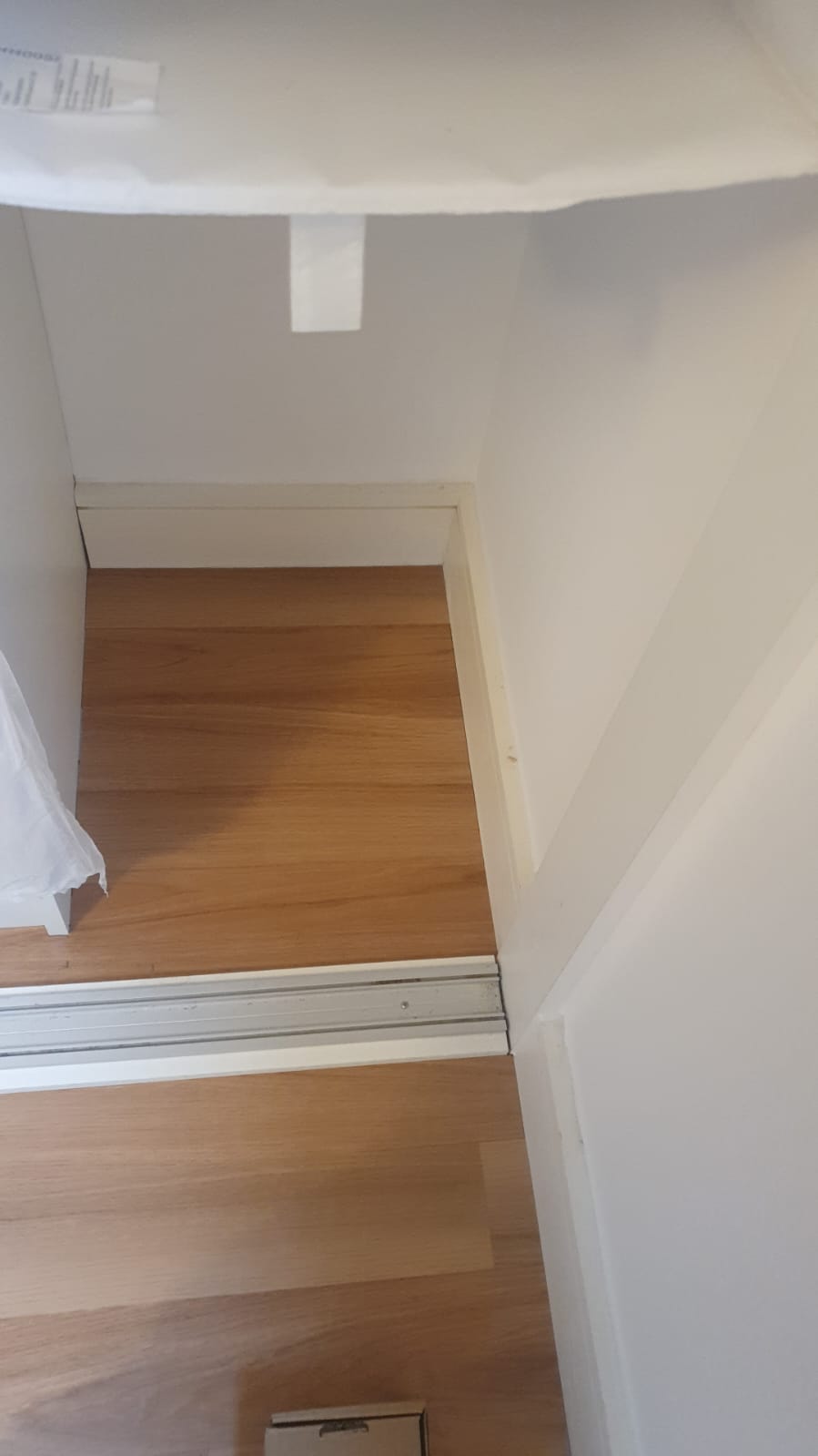 Amtico Spacia Smoothbark Hickory installation in Marylebone-2