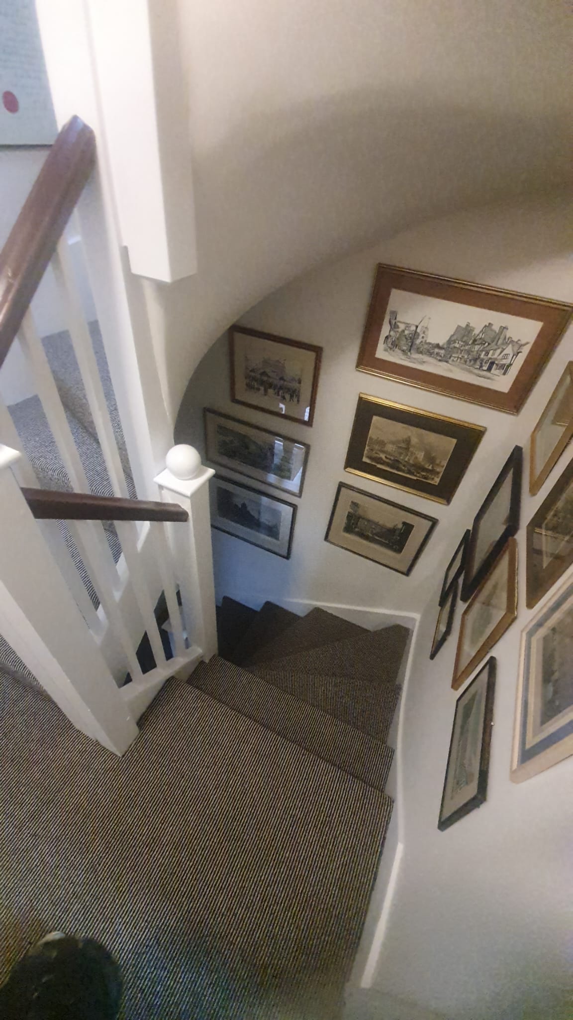 Hugh Mackay Carpets Deco Stripe Belgravia installation in Hammersmith-2