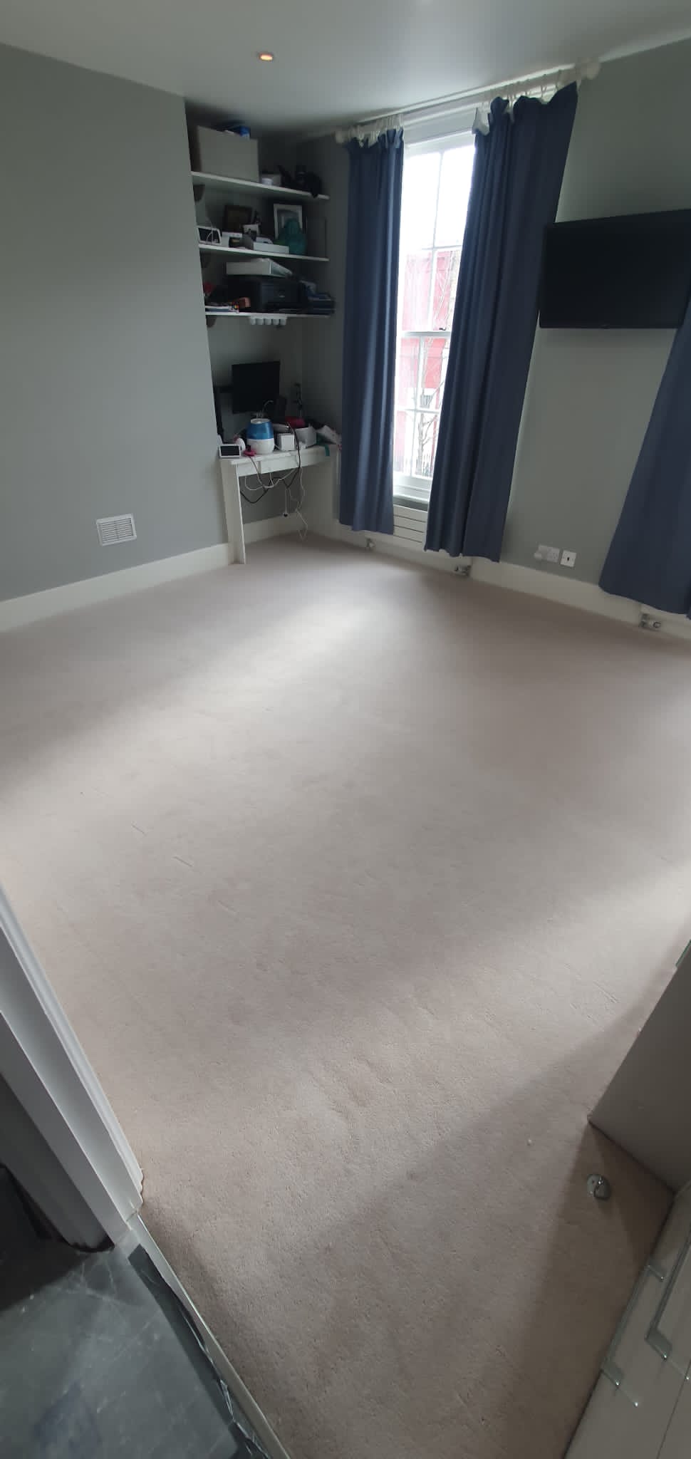 Westex Flooring Ultima Twist Major Parchment Carpet Installation in Battersea - Carpet - Residential