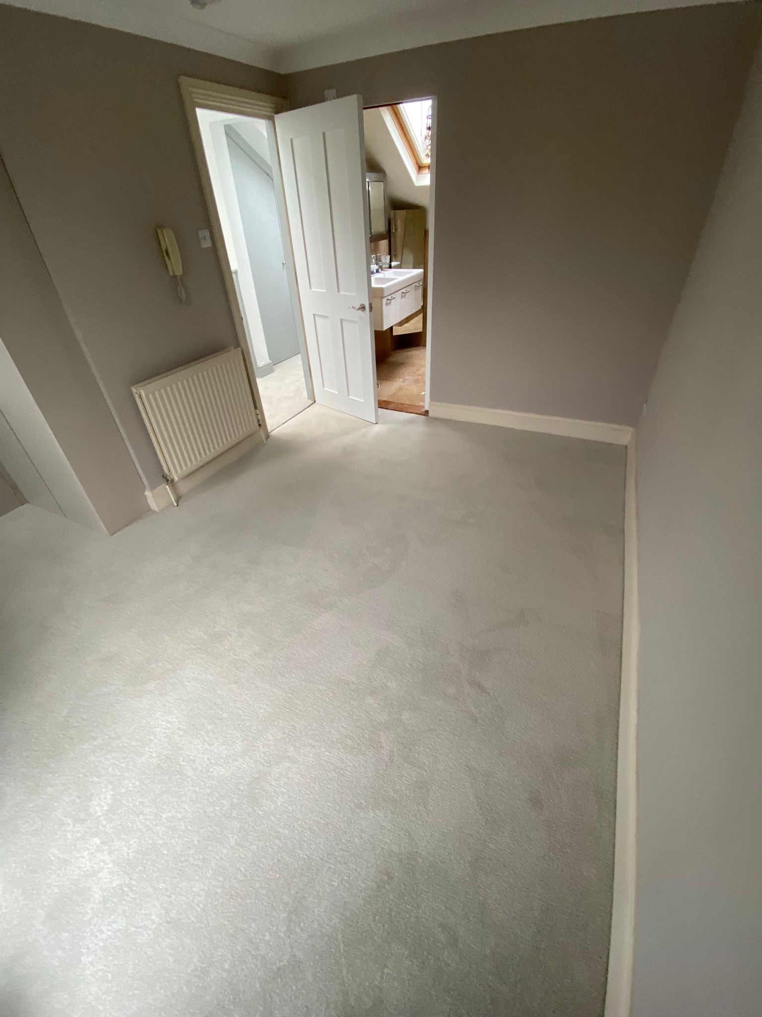 Furlong Flooring Revelation Pure Carpet Installation in Hammersmith - Carpet - Residential