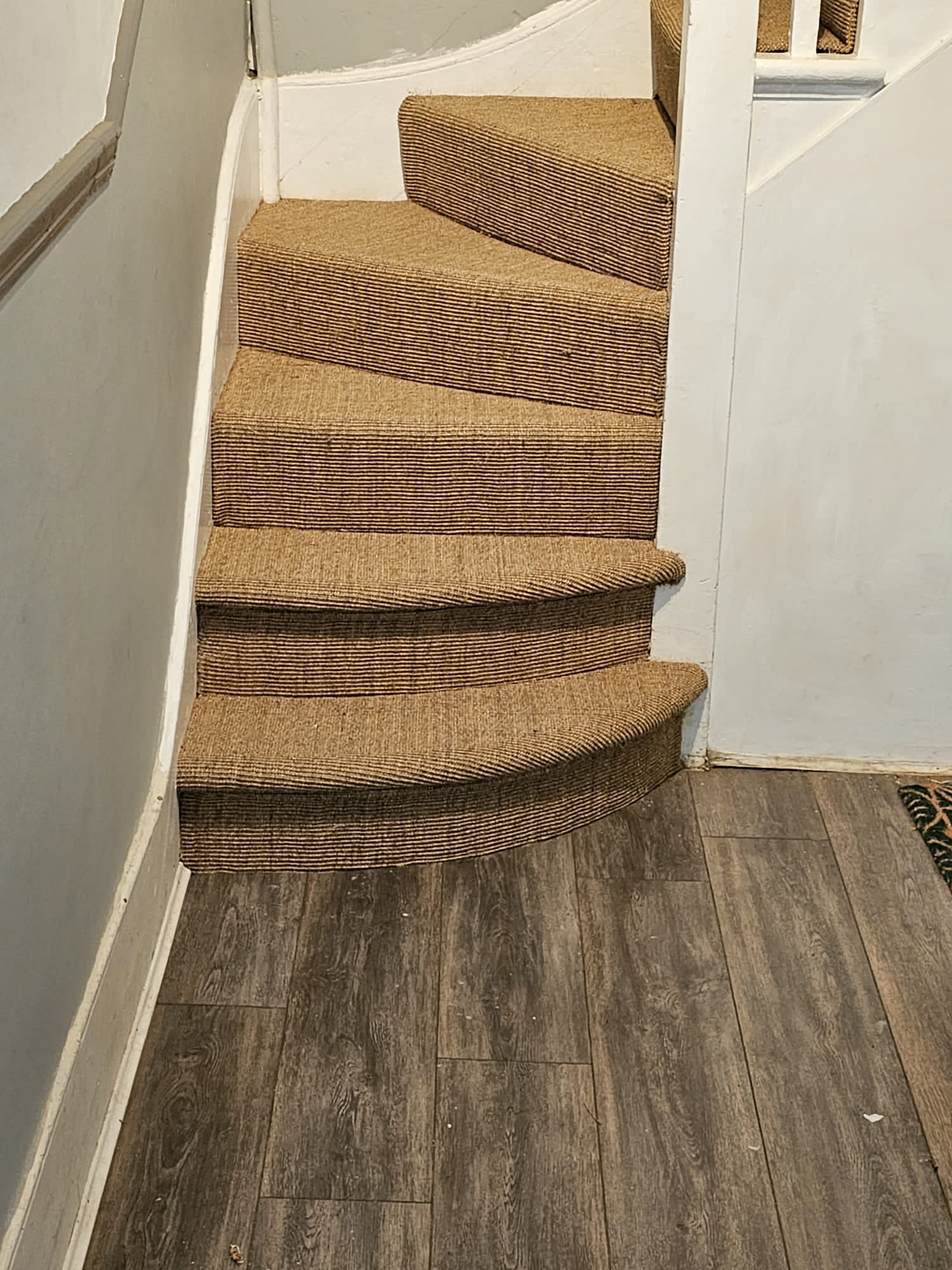 Fibre Carpets Sisal Boucle Saffron installation in Lambeth-2