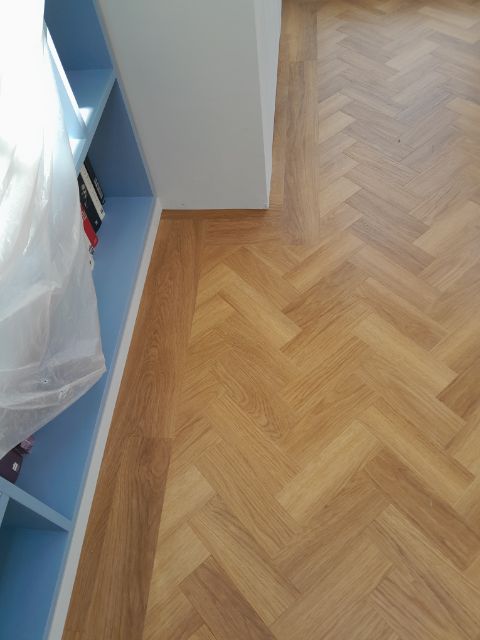 Amtico Spacia Honey Oak installation in Hammersmith-0