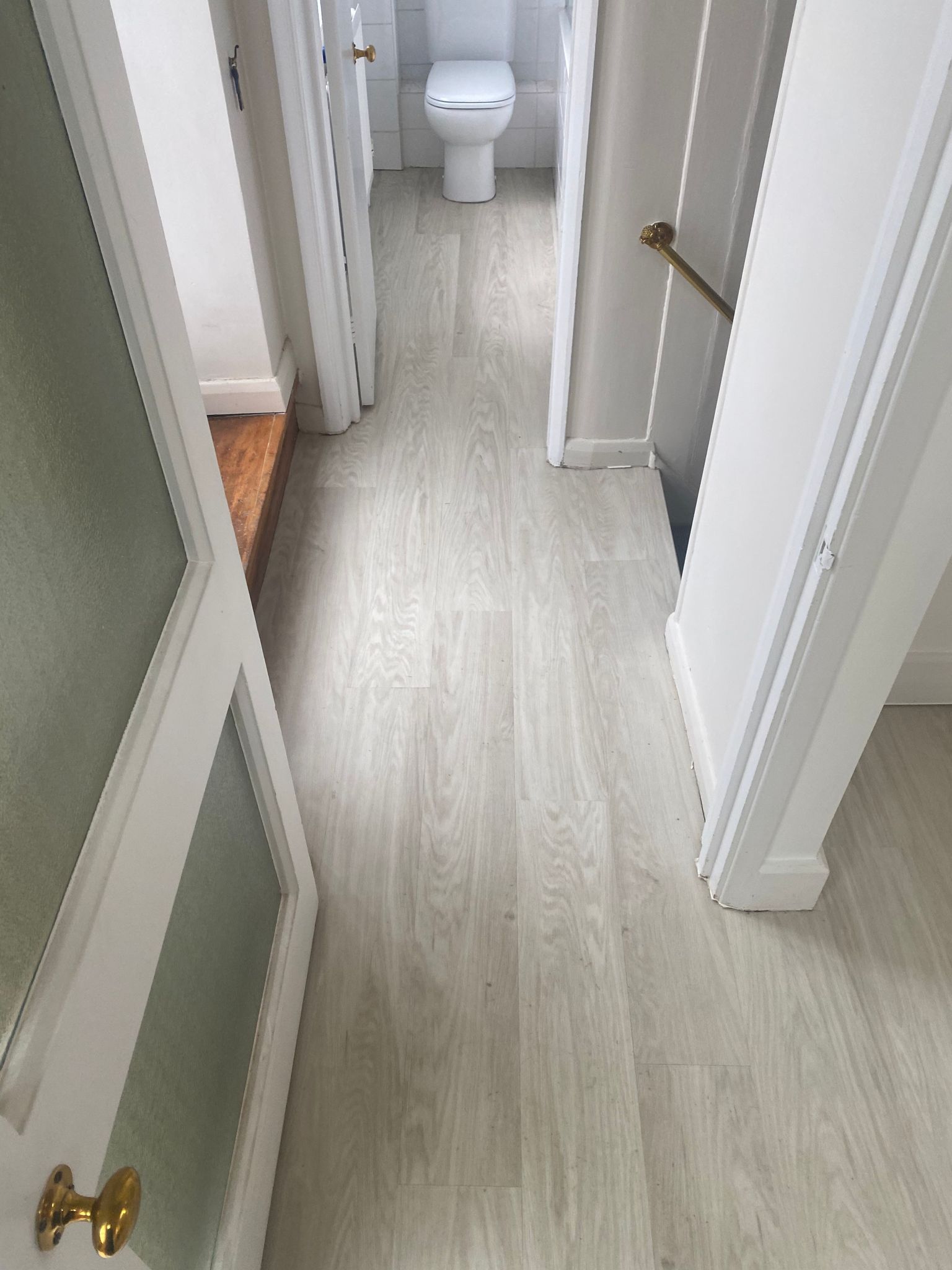 Amtico Spacia White Oak Installation in Mayfair Wood Flooring - Amtico Flooring - Residential