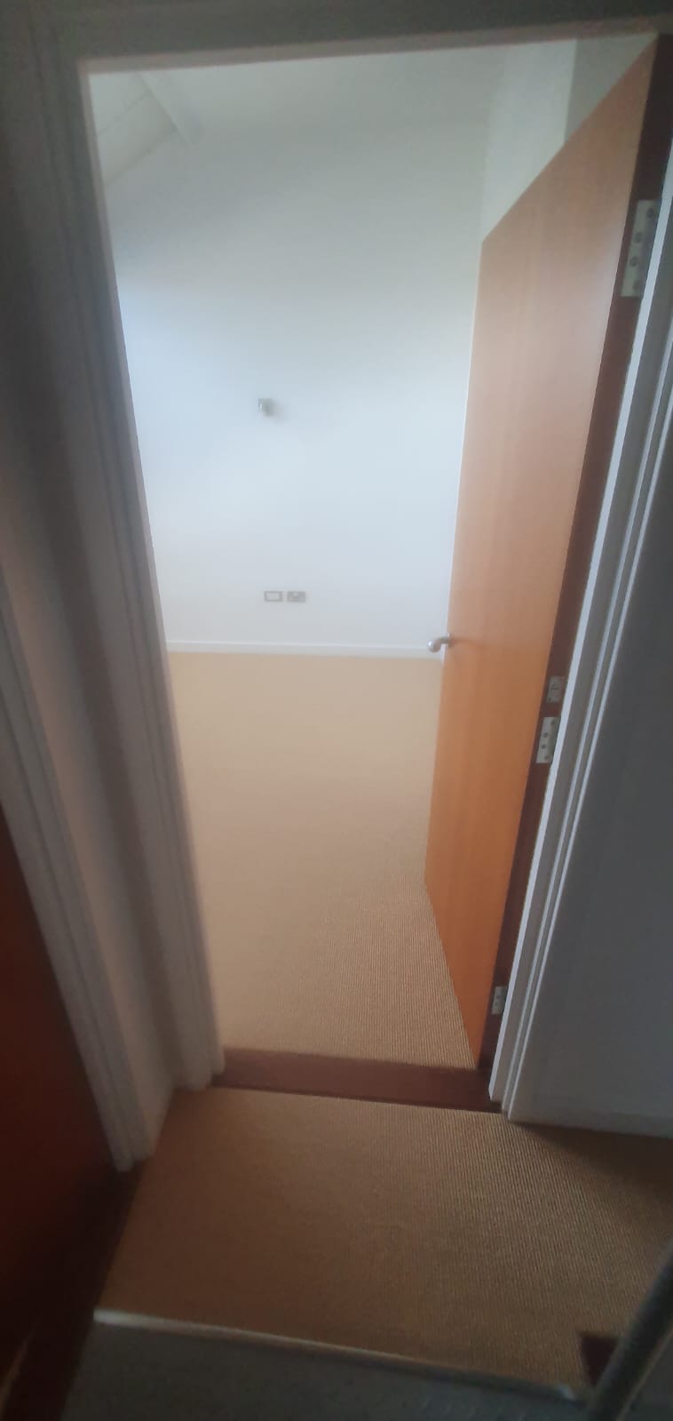 Fibre Carpets Easyclean Citrine installation in Belgravia-0