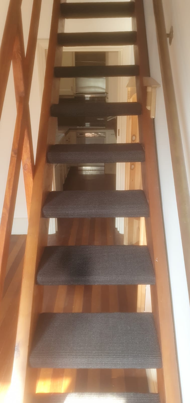 Likewise London Sisal Mini Boucle Dali carpet installation in Belgravia-0