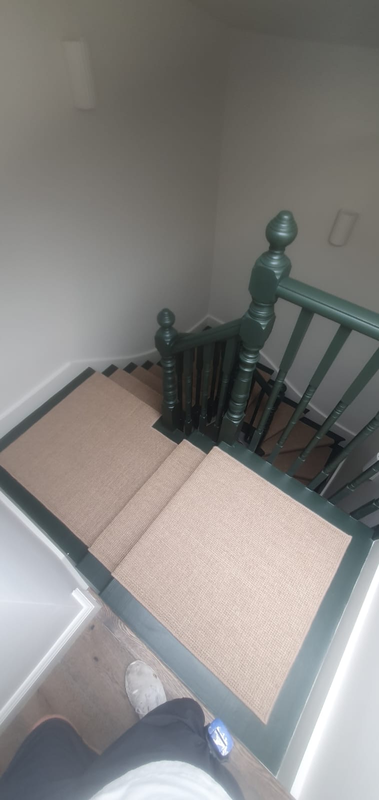 Crucial Trading Big Boucle Accents Antique Gold carpet installation in Croydon-1