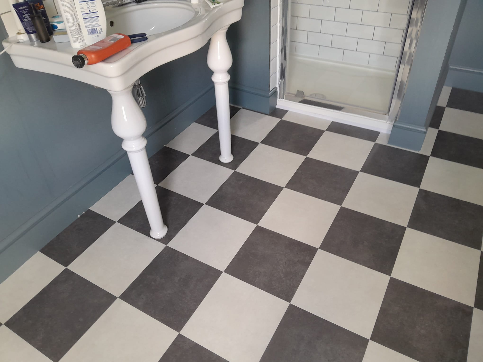 Amtico Spacia Horizon & Amtico Spacia Snow installation in Richmond-1