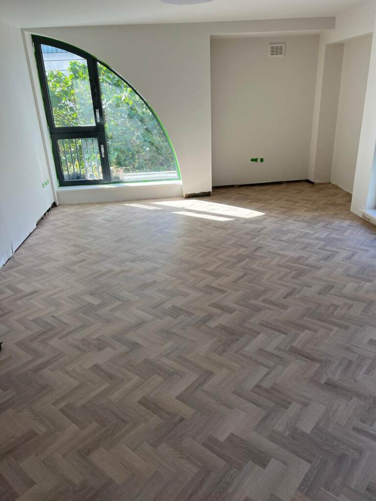 Amtico Spacia Powdered Oak Fitting In Croydon - Luxury Vinyl Tile (LVT) Flooring - Croydon - Residential