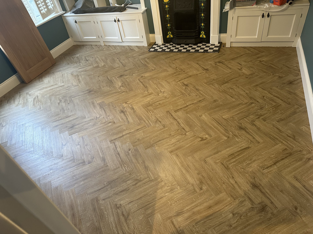 Amtico Spacia Featured Oak Fitting in Mayfair, Luxury Vinyl Tile (LVT) Flooring, Wood Flooring, Home