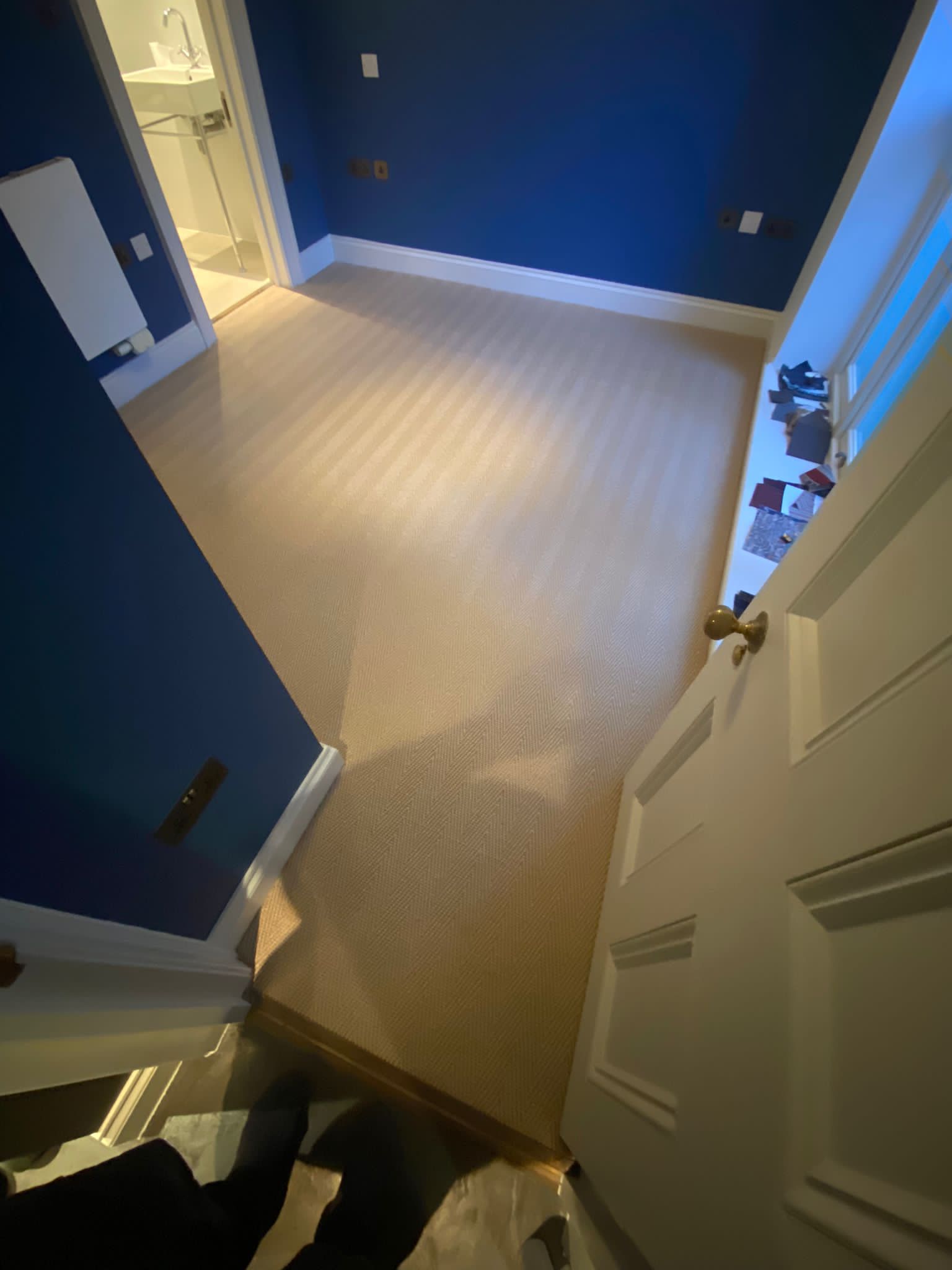 Fibre Carpets Sisal Havana Argent installation in Camden-0