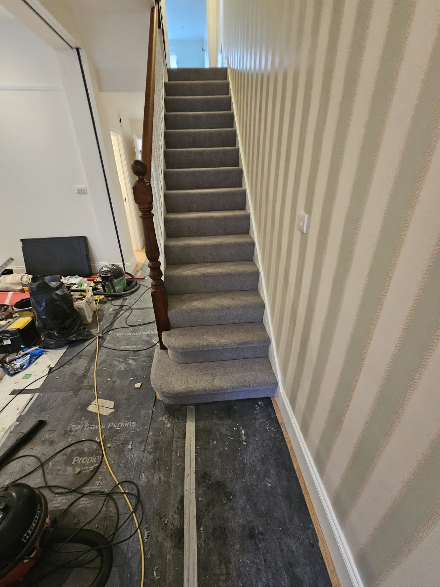 Hugh Mackay Carpets Durham Twist Silver Satin installation in Belgravia-0