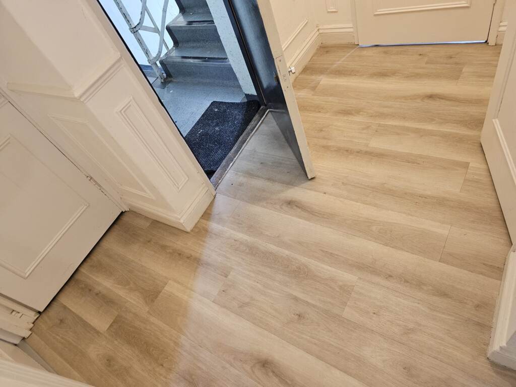 Amtico Signature Clowes Oak Installation in Docklands Wood Flooring - Amtico Flooring - Carpet - Wood Flooring