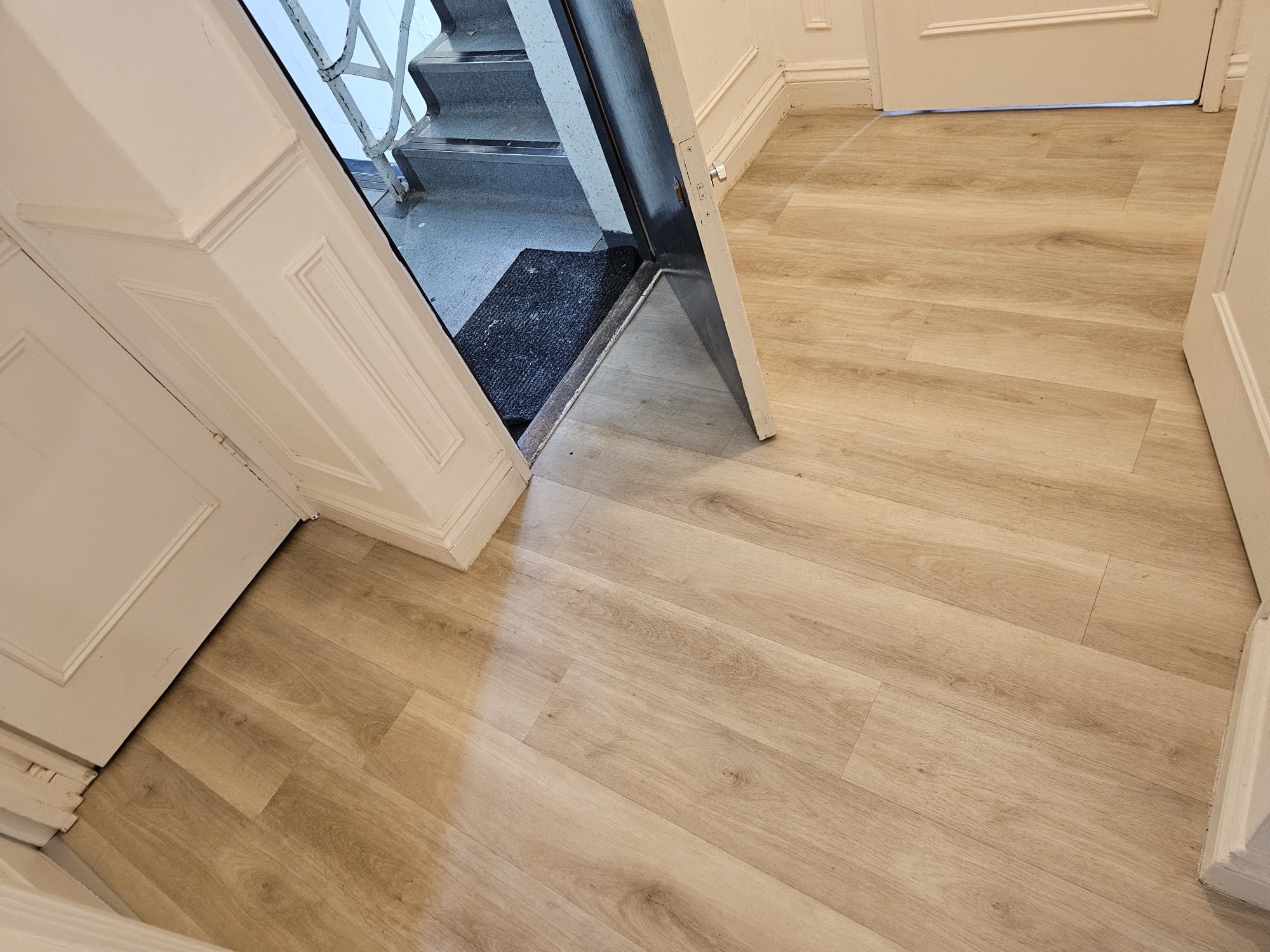 Amtico Signature Clowes Oak Installation in Docklands Wood Flooring - Amtico Flooring - Carpet - Wood Flooring