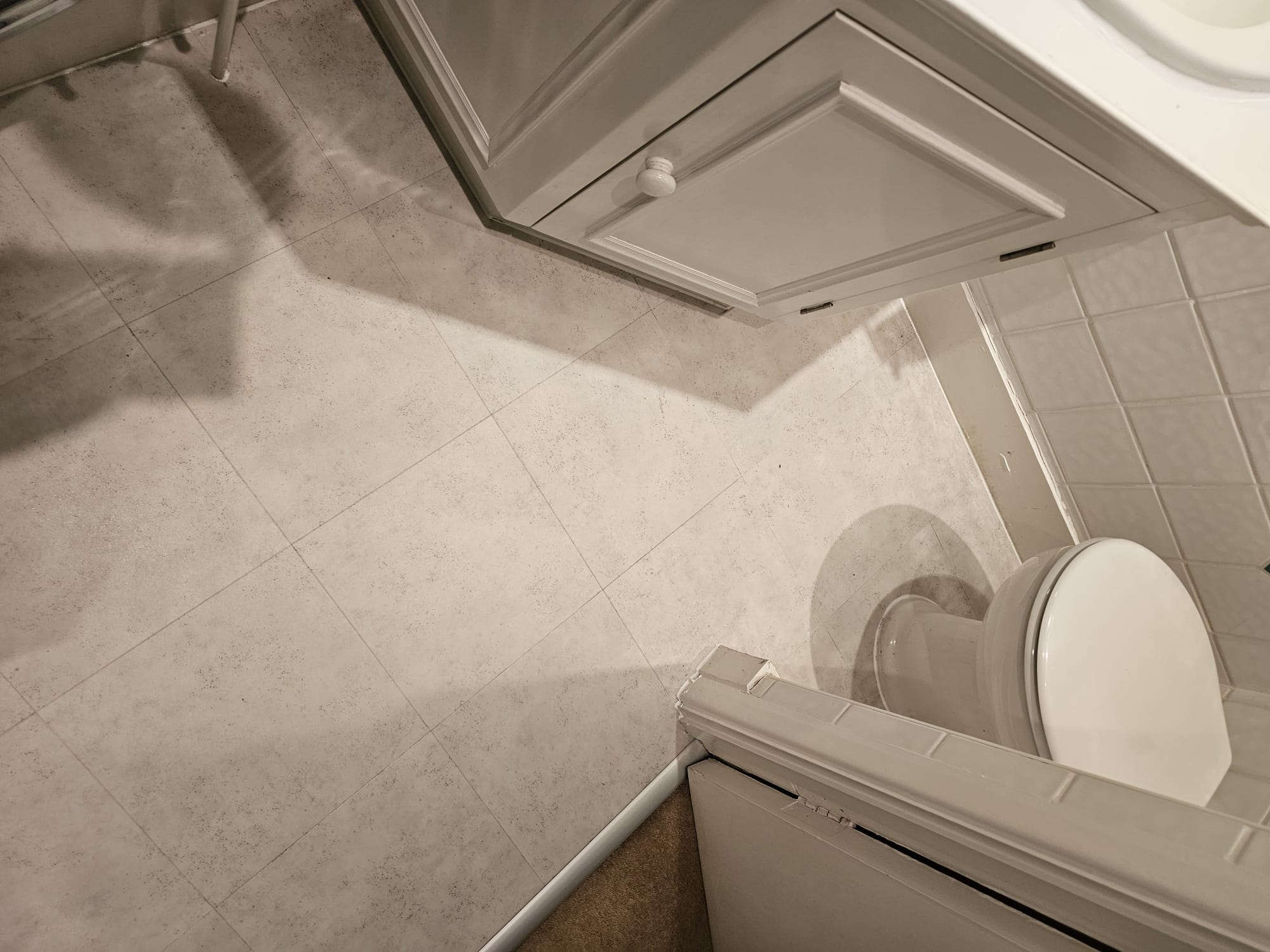 Amtico Spacia Ceramic Frost installation in Lambeth-2