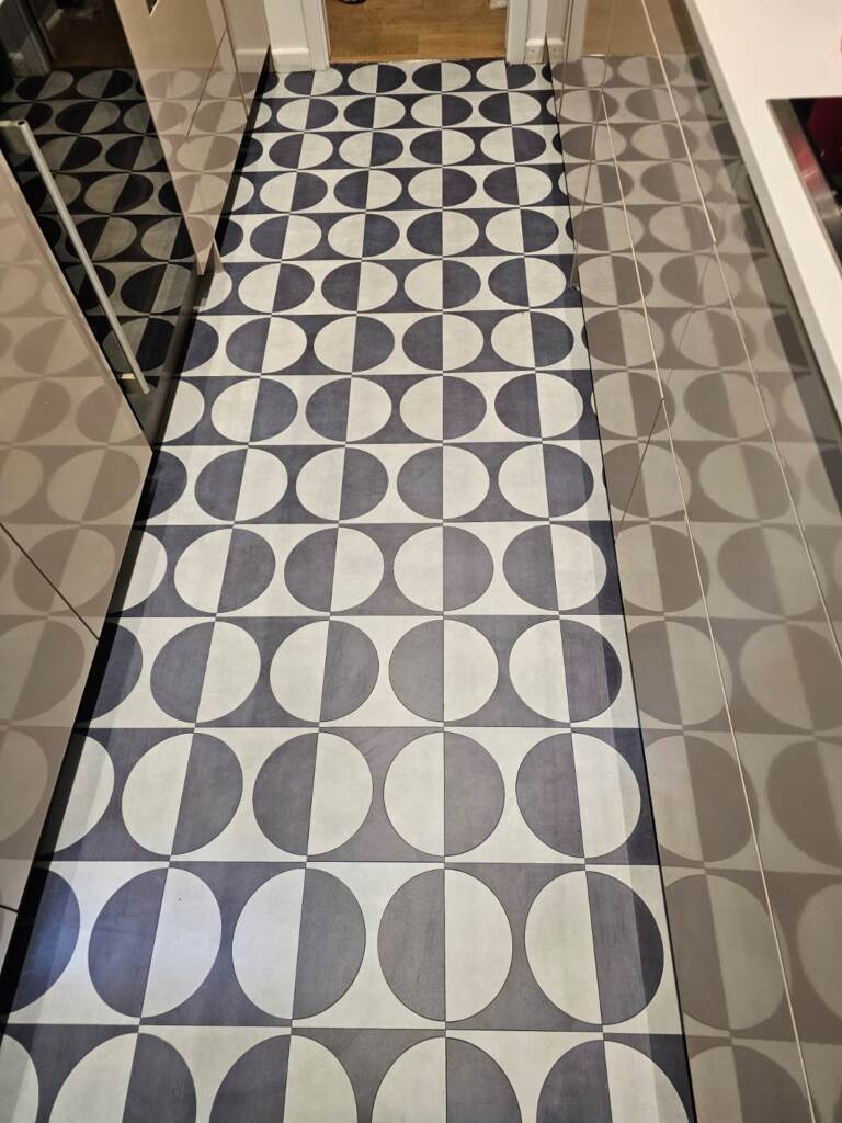 Amtico Signature Designers Choice Lune Small DC560 Installation in Islington, Luxury Vinyl Tile (LVT) Flooring, Home