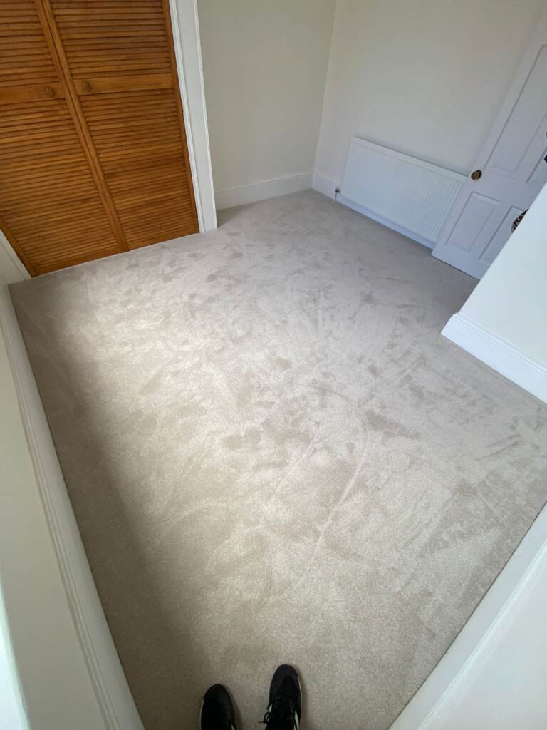 Vanguard Pinnacle Twist Toasted Marshmallow Carpet Installation in Belgravia, Home