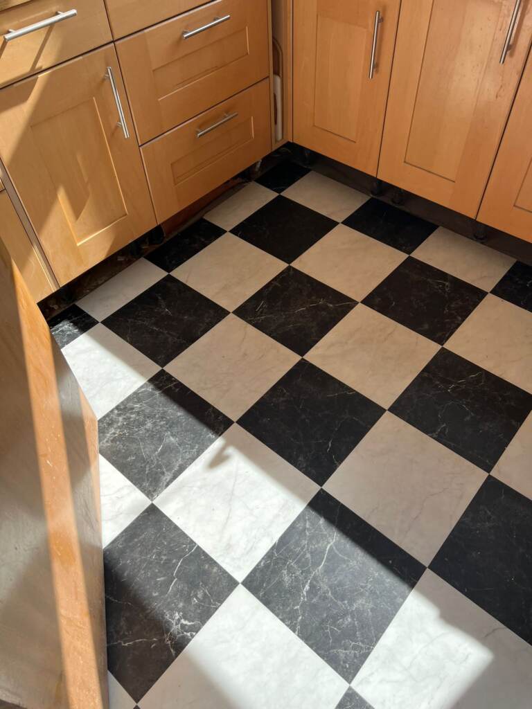 Amtico Signature Bianca Classic Marble & Nero Marble Installation in Kensington, Luxury Vinyl Tile (LVT) Flooring, Home