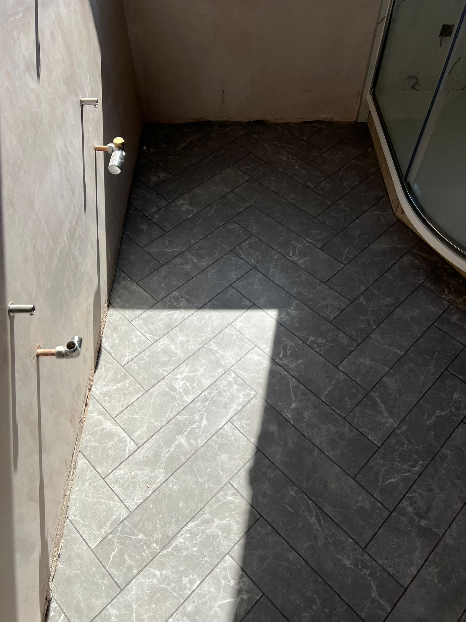 Amtico Signature Grigio Classic Marble installation in Earls Court-2