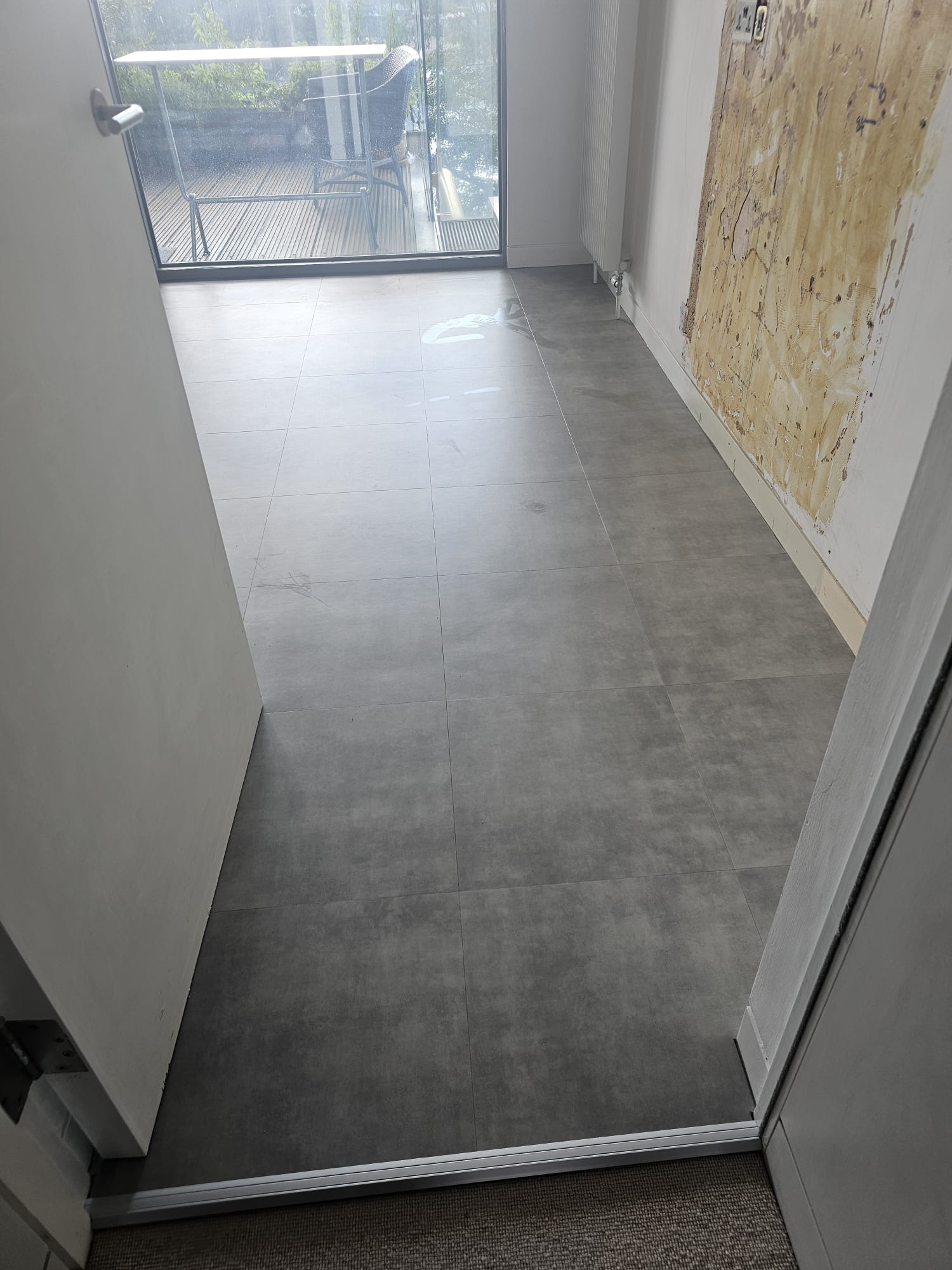 Amtico Signature Woolwich Concrete installation in Acton-2