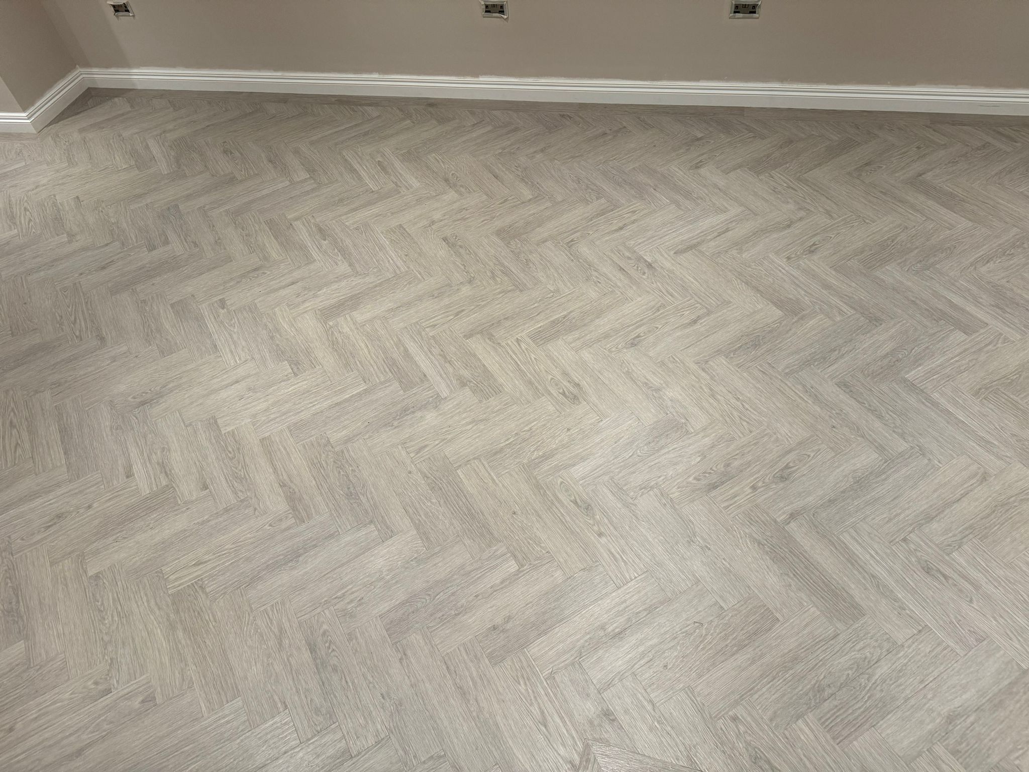 Amtico Form Dimmet Oak Fitting in Clapham Wood Flooring - Amtico Flooring - Residential