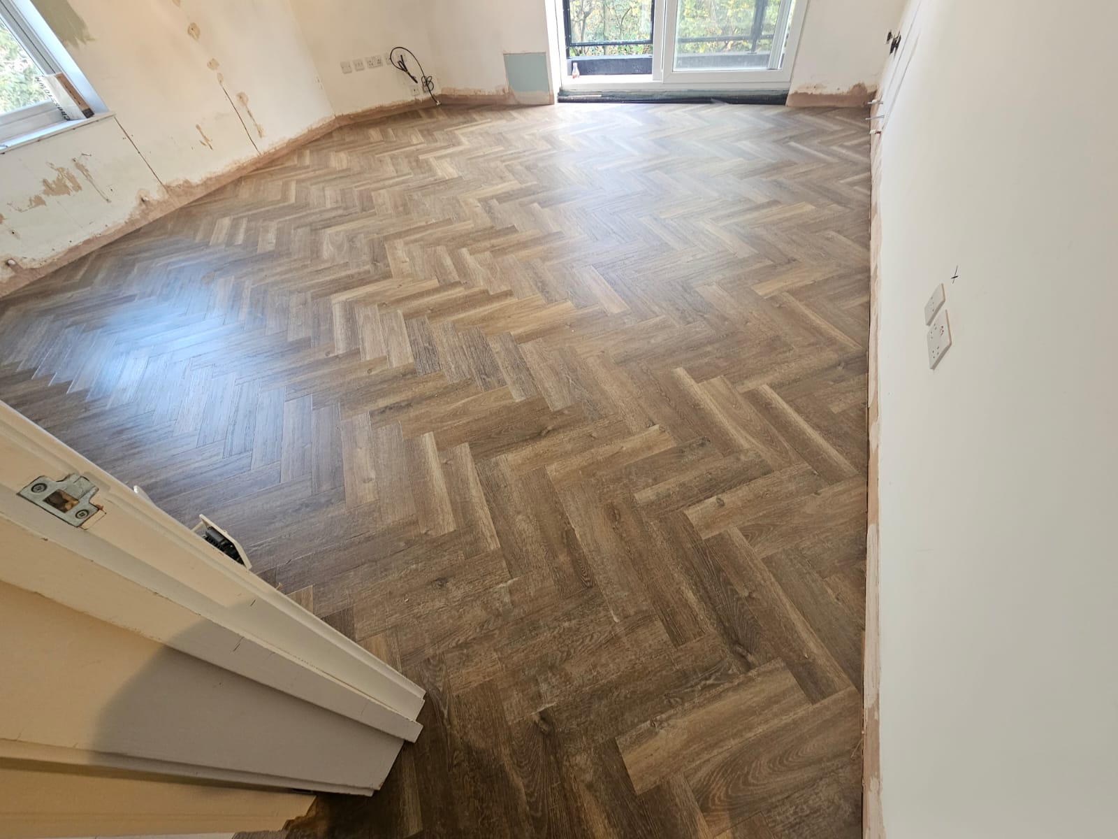 Amtico Signature Aged Oak installation in Hammersmith-2