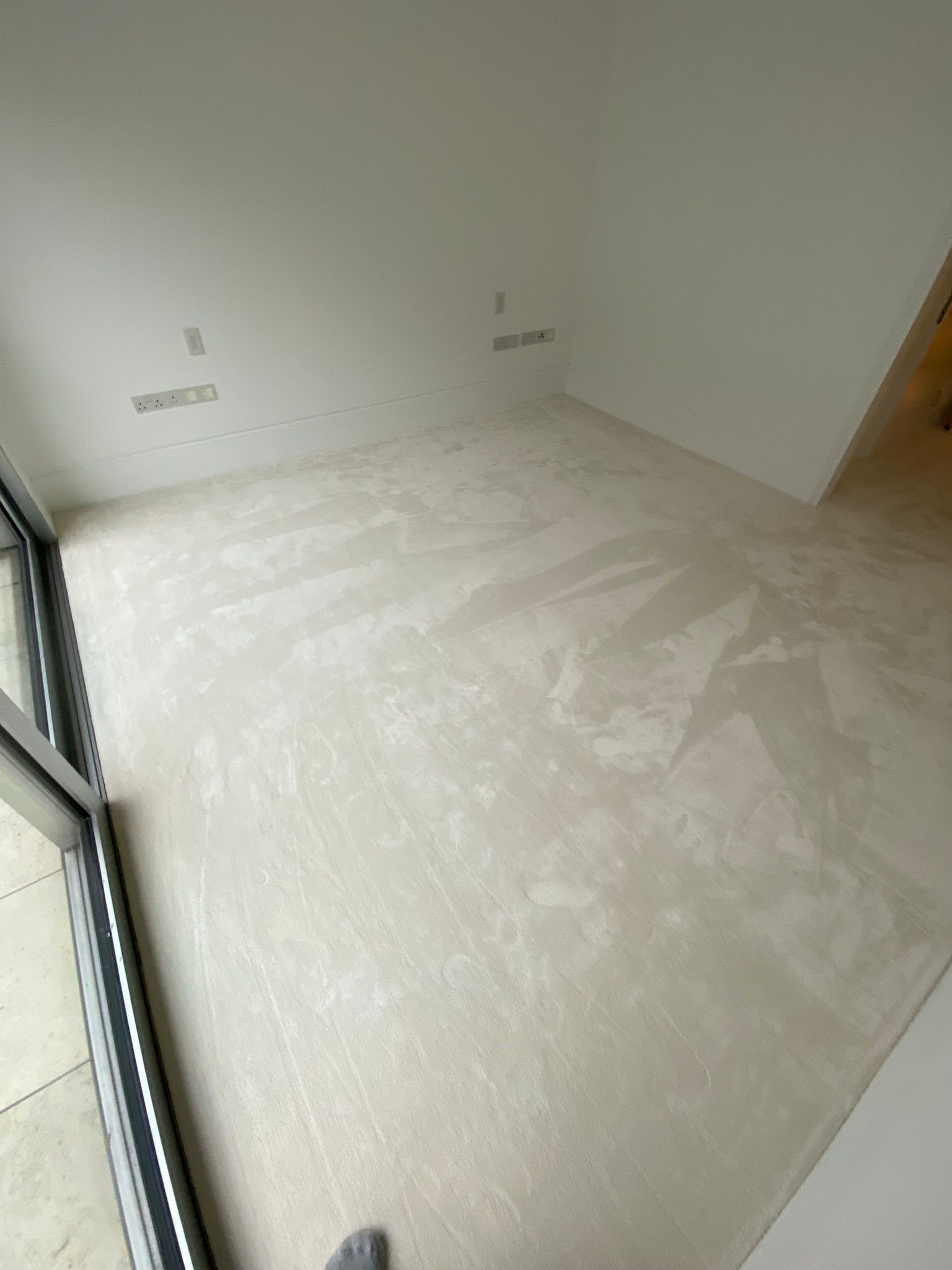 Sylka Carpets Opulence Snow Drift installation