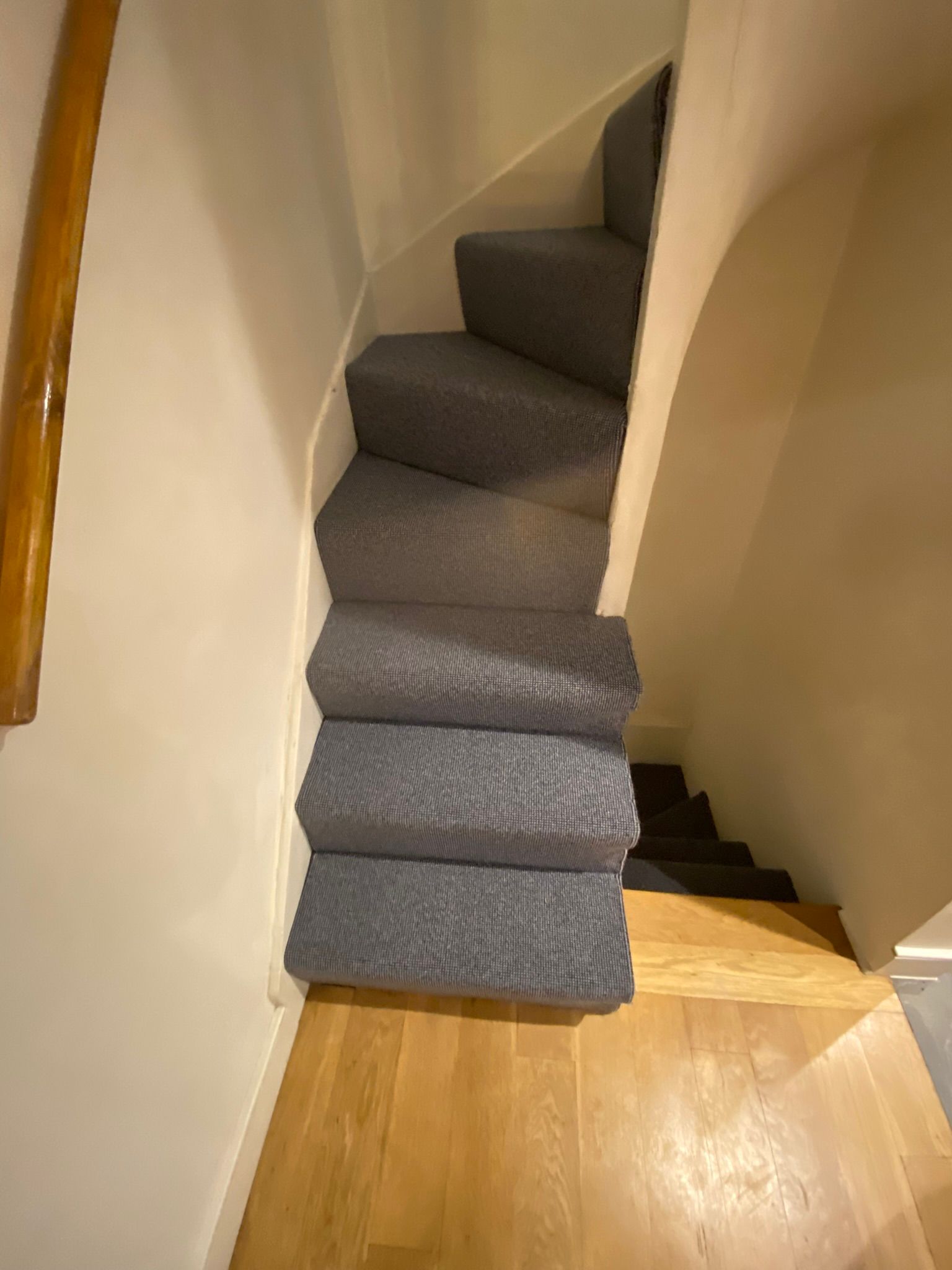 Fibre Carpets Wool Starlight Aquarius installation