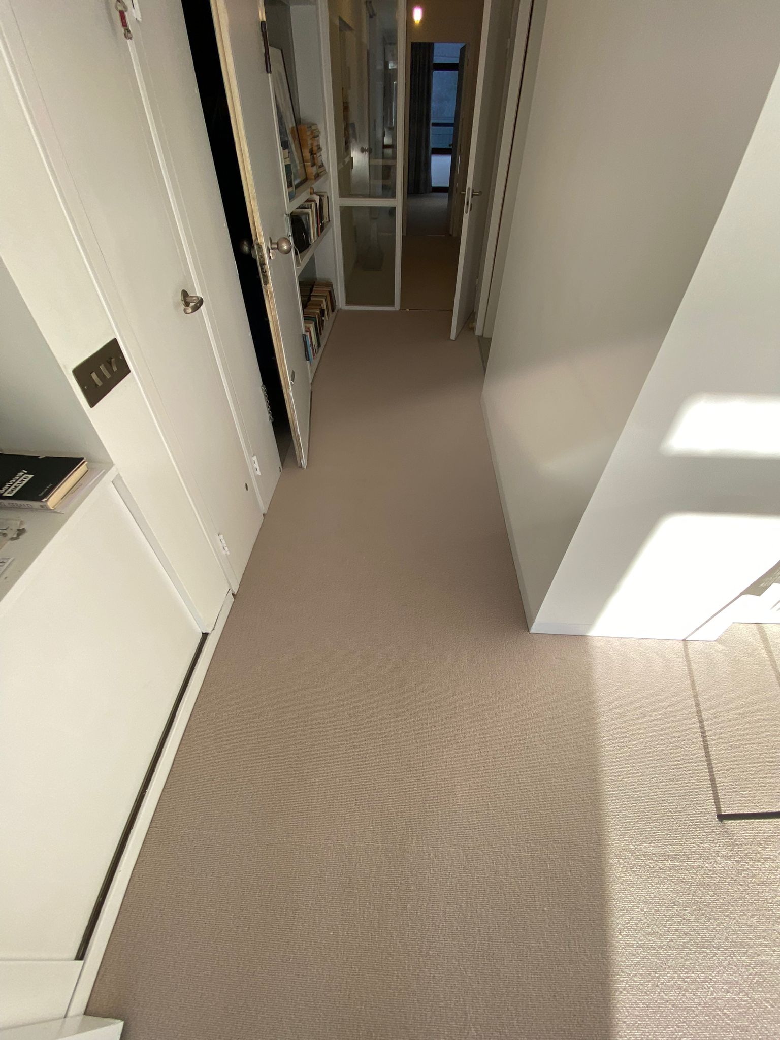 Westex Flooring Barrington Loop Sandcastle carpet installation in Southwark-4