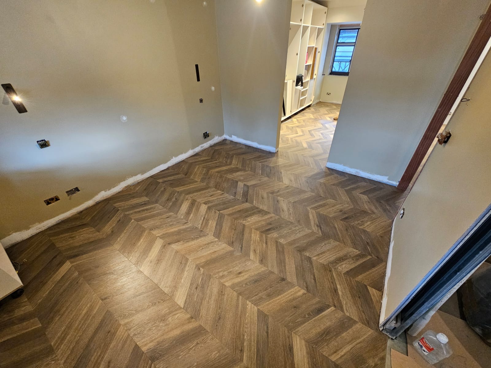 Amtico Signature Hackfall Oak installation in-1