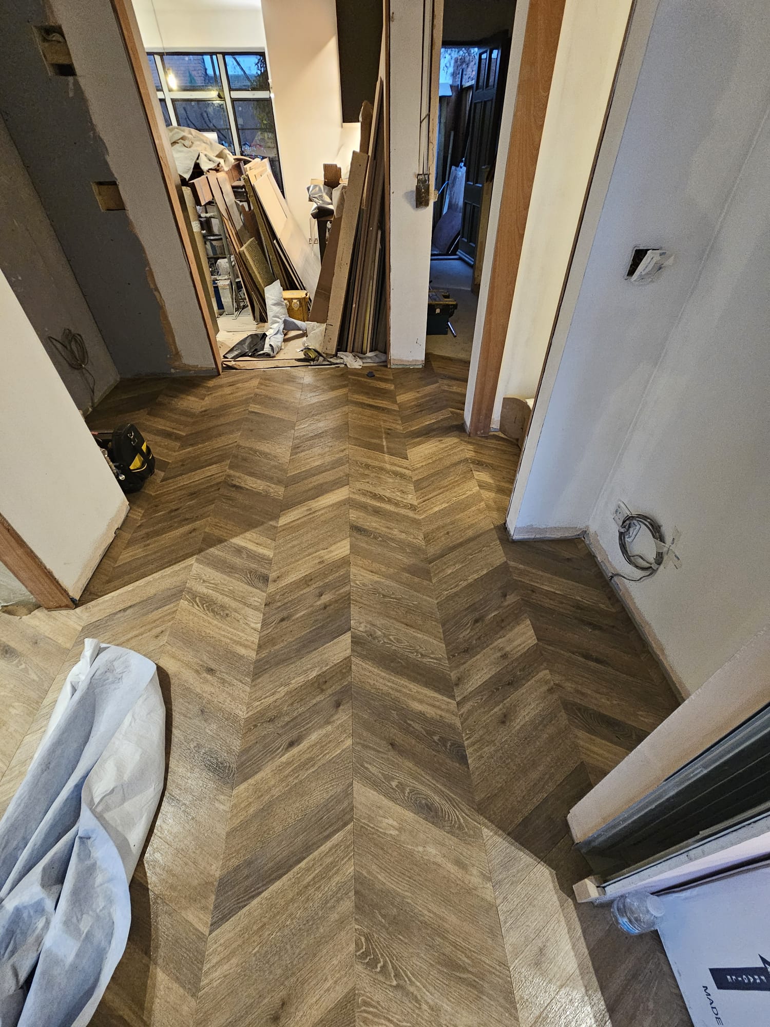 Amtico Signature Hackfall Oak installation in-2