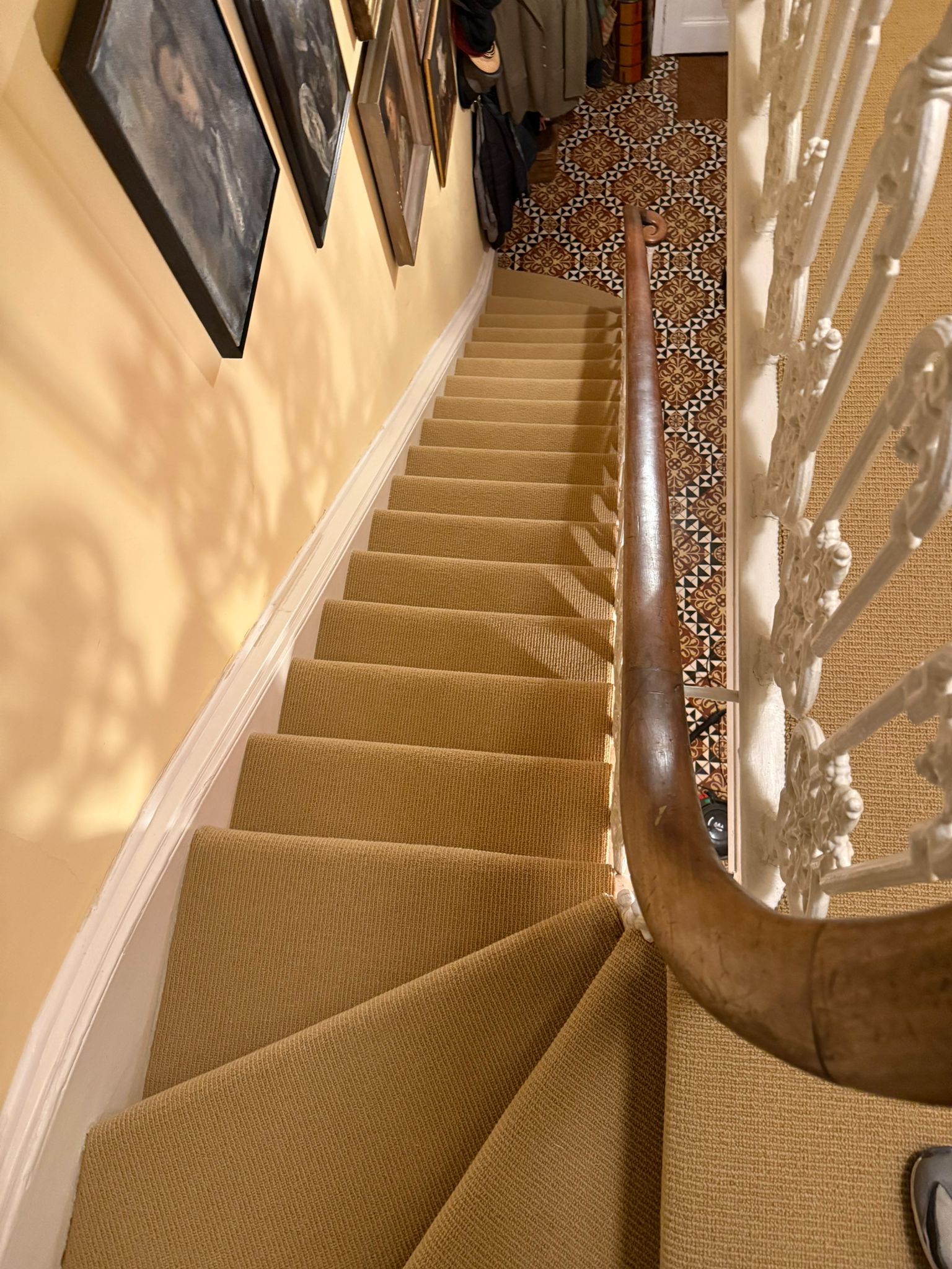 Axminster Carpets Natural Loop Ribgrass Straw installation in-1