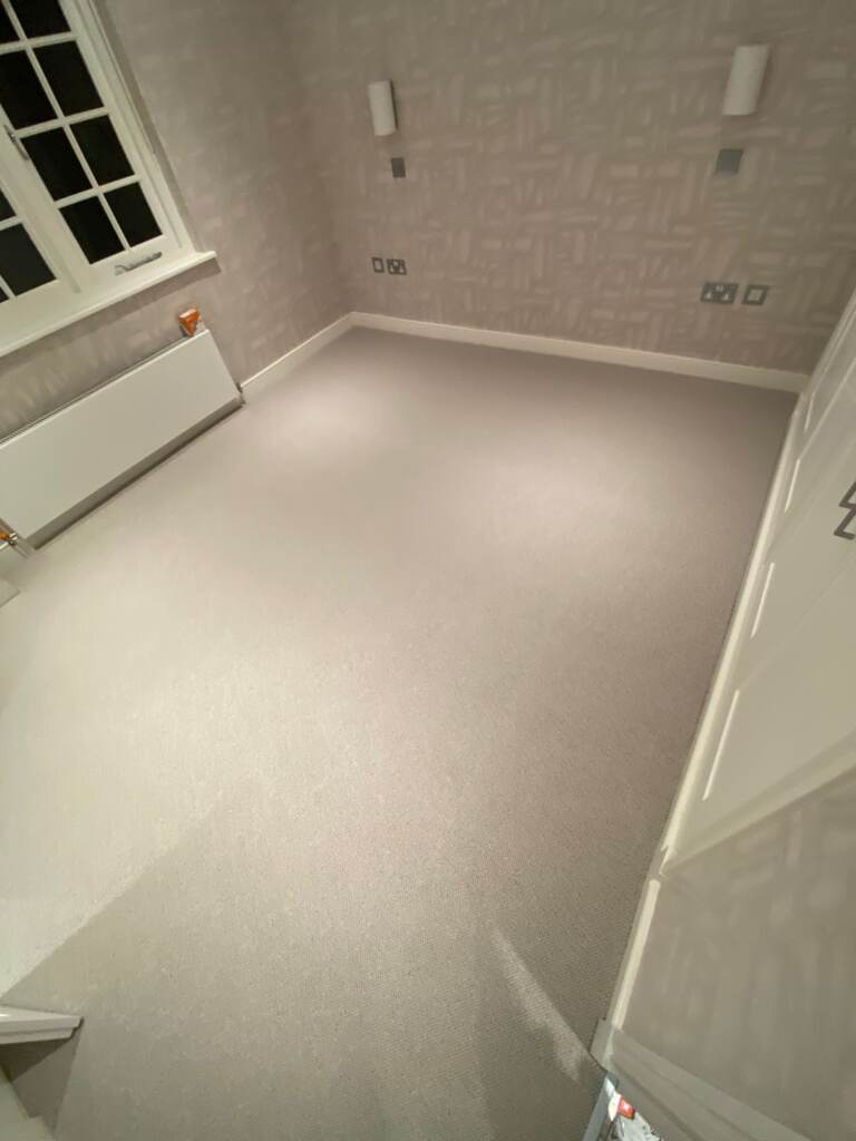 Best Wool Carpets Savoy Silver installation in-8