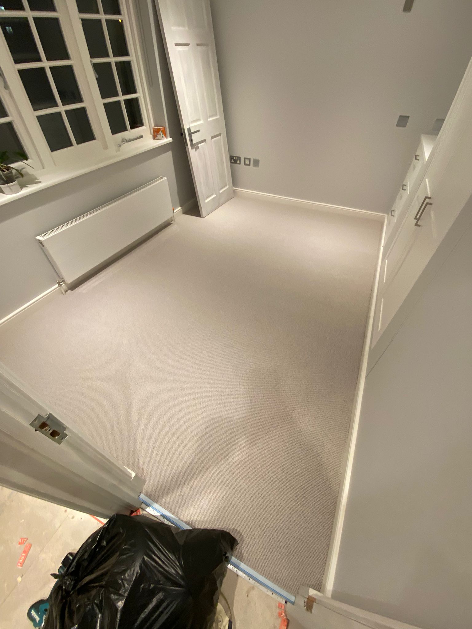 Best Wool Carpets Savoy Silver installation in-9