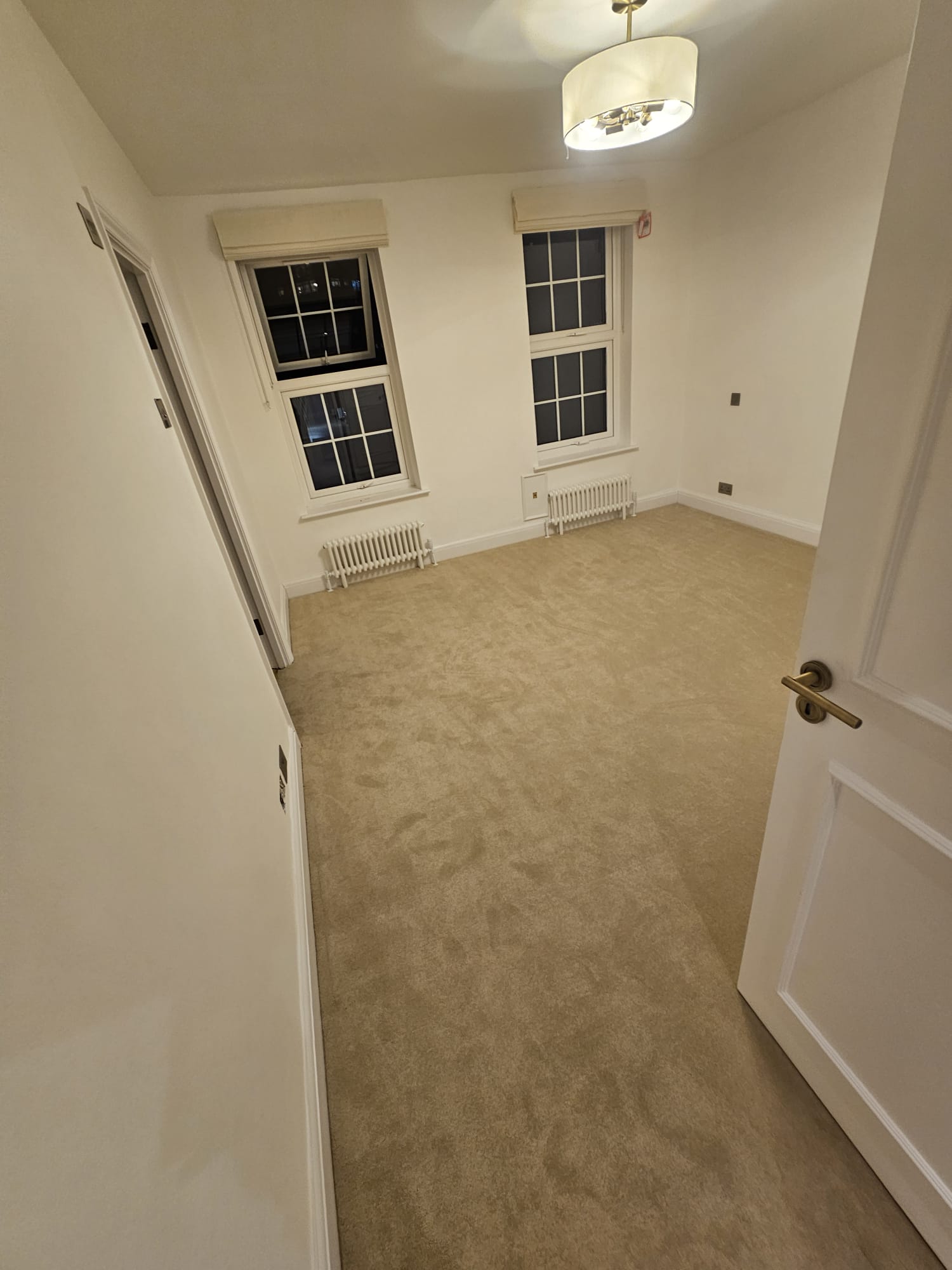 Clarendon Carpets New Elite Twist Maple installation in-4