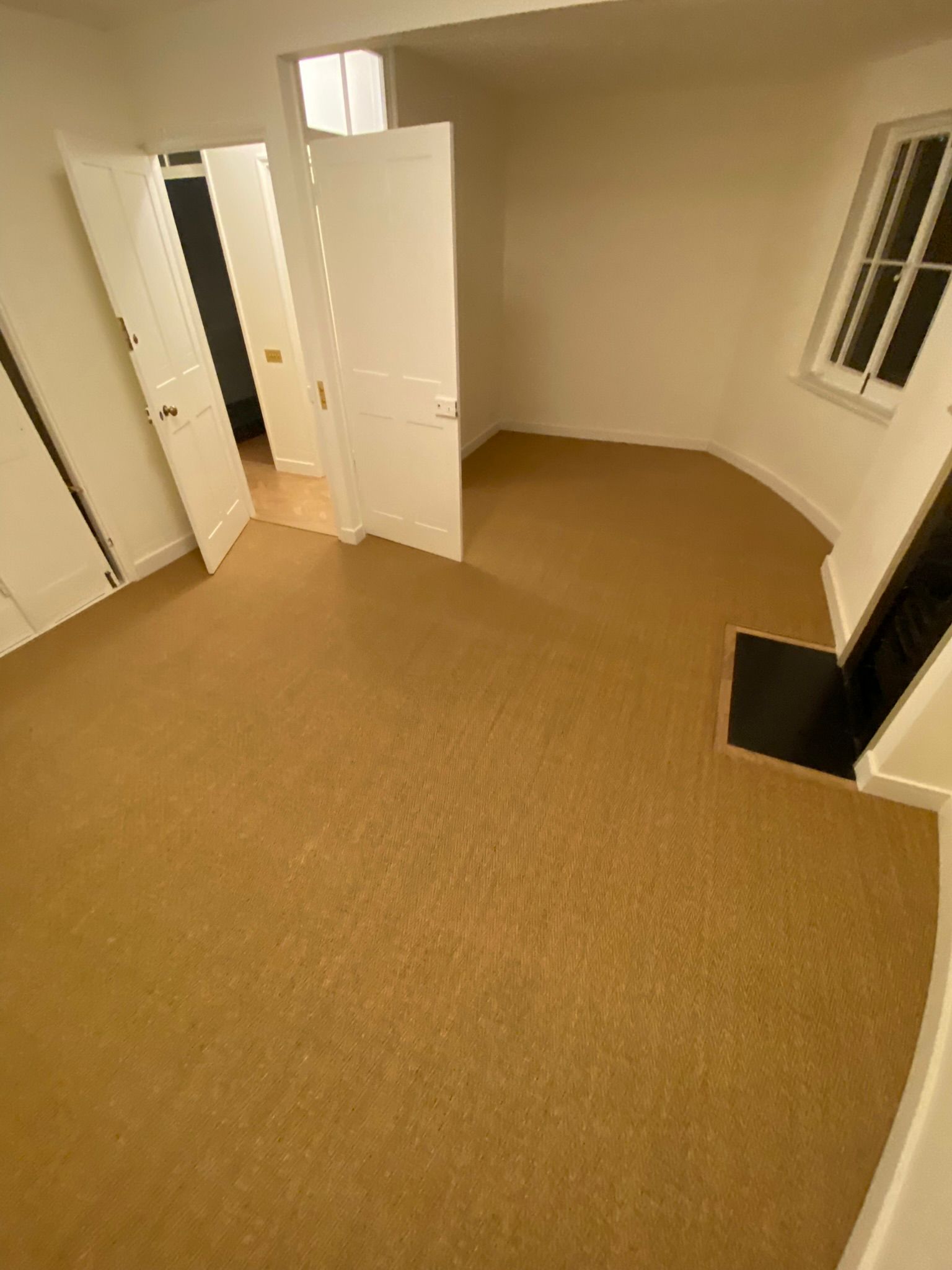 Crucial Trading Sisal Herringbone Topaz E110 carpet installation in-3