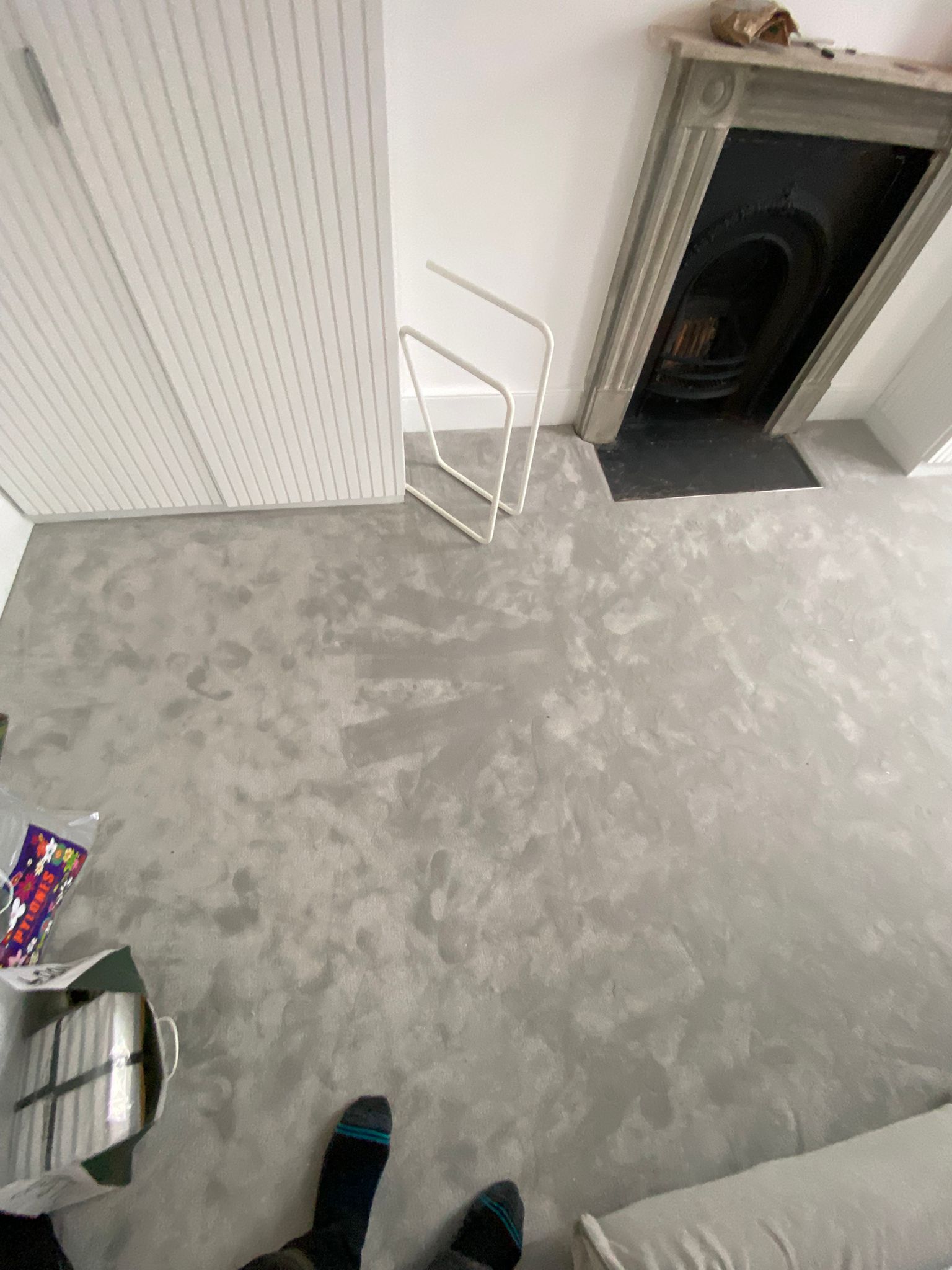 Elements London Broadway Mai Tai carpet installation in-1