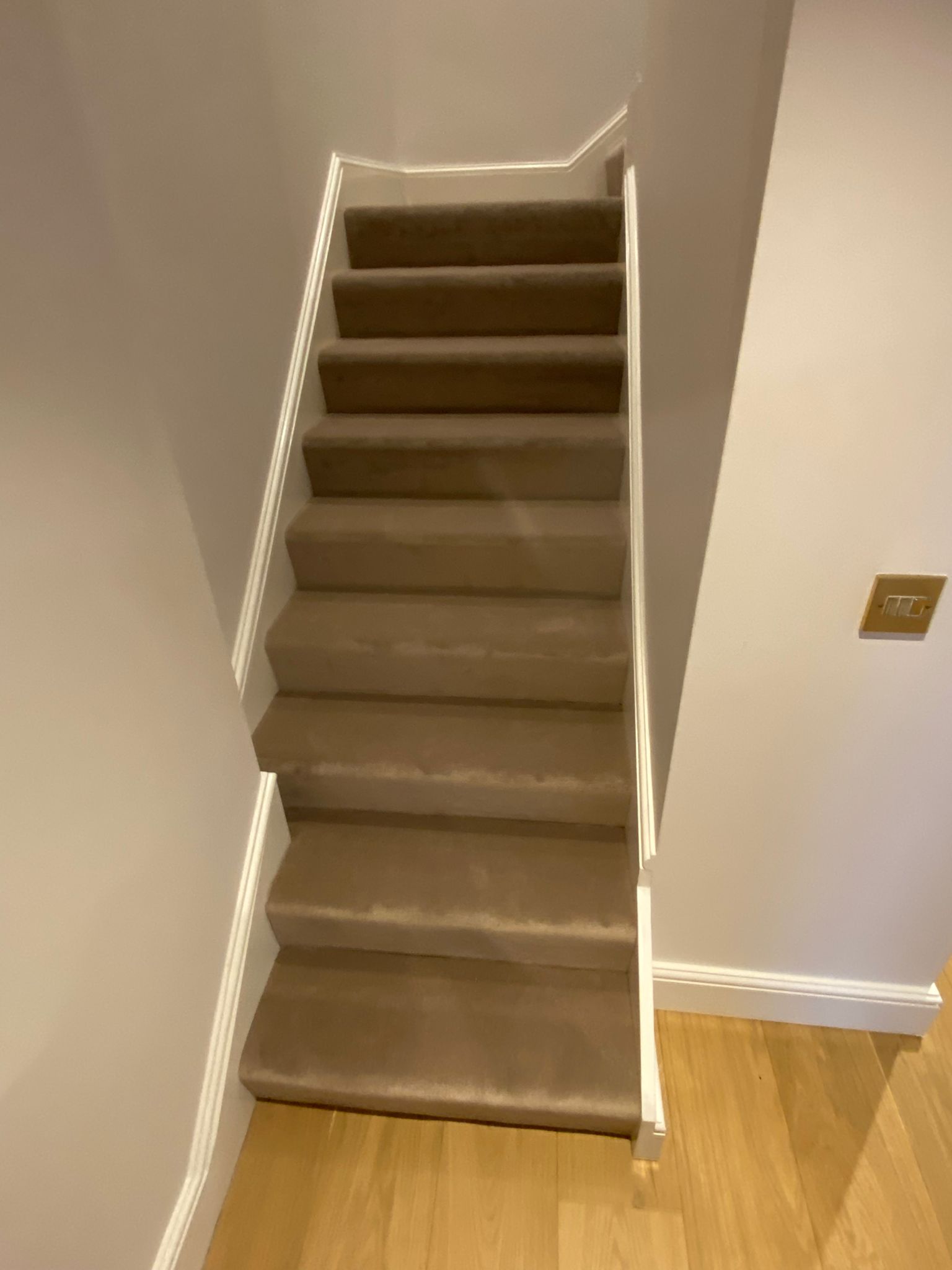 Elements London Manhattan Times Square carpet installation in-6