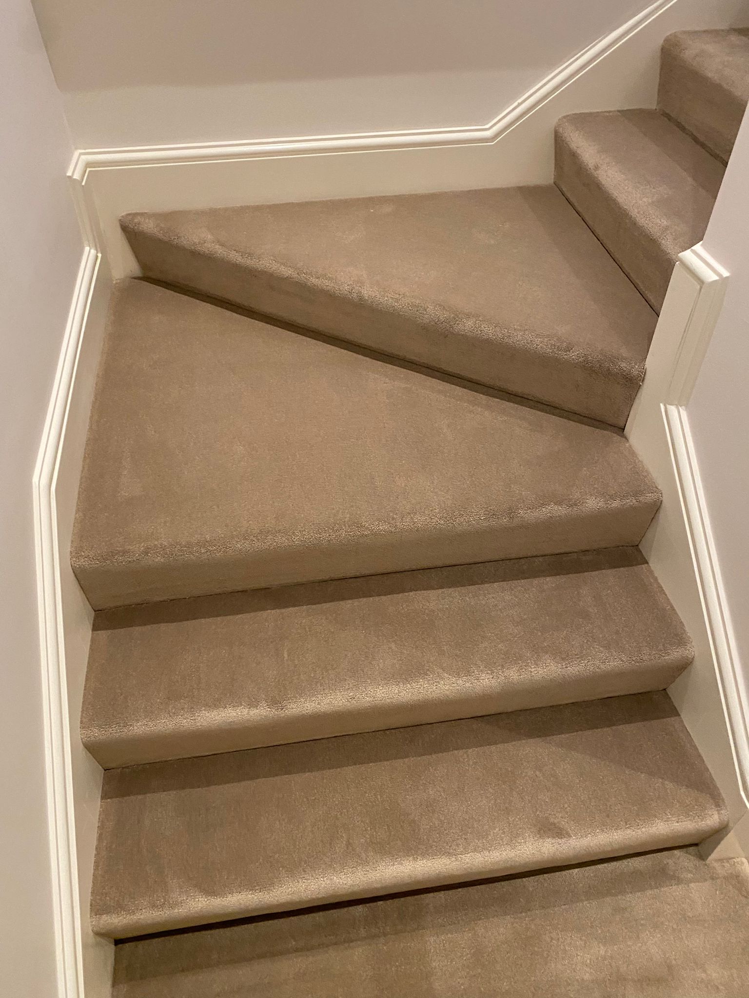 Elements London Manhattan Times Square carpet installation in-8