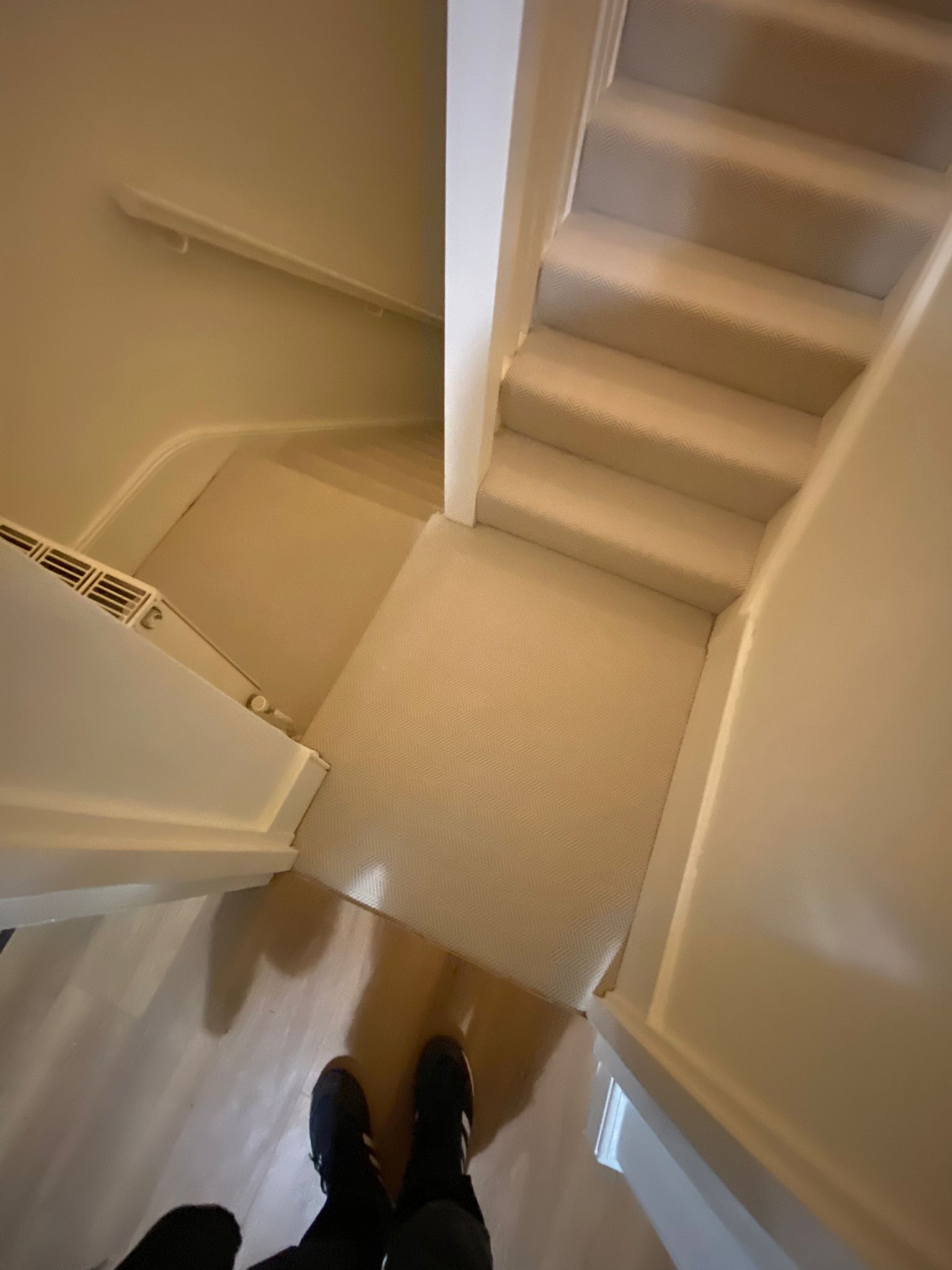 Fibre Carpets Wool Herringbone Longleat installation in-4