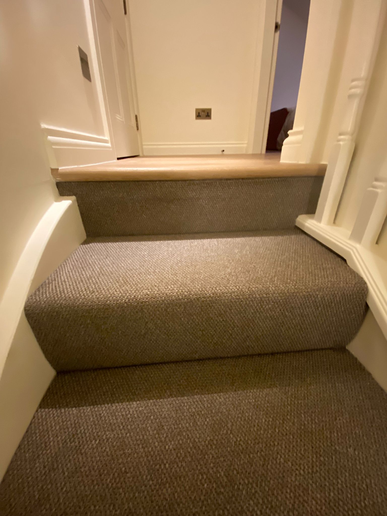 Rols Carpets Nature Premium Lite Licorice installation in-5