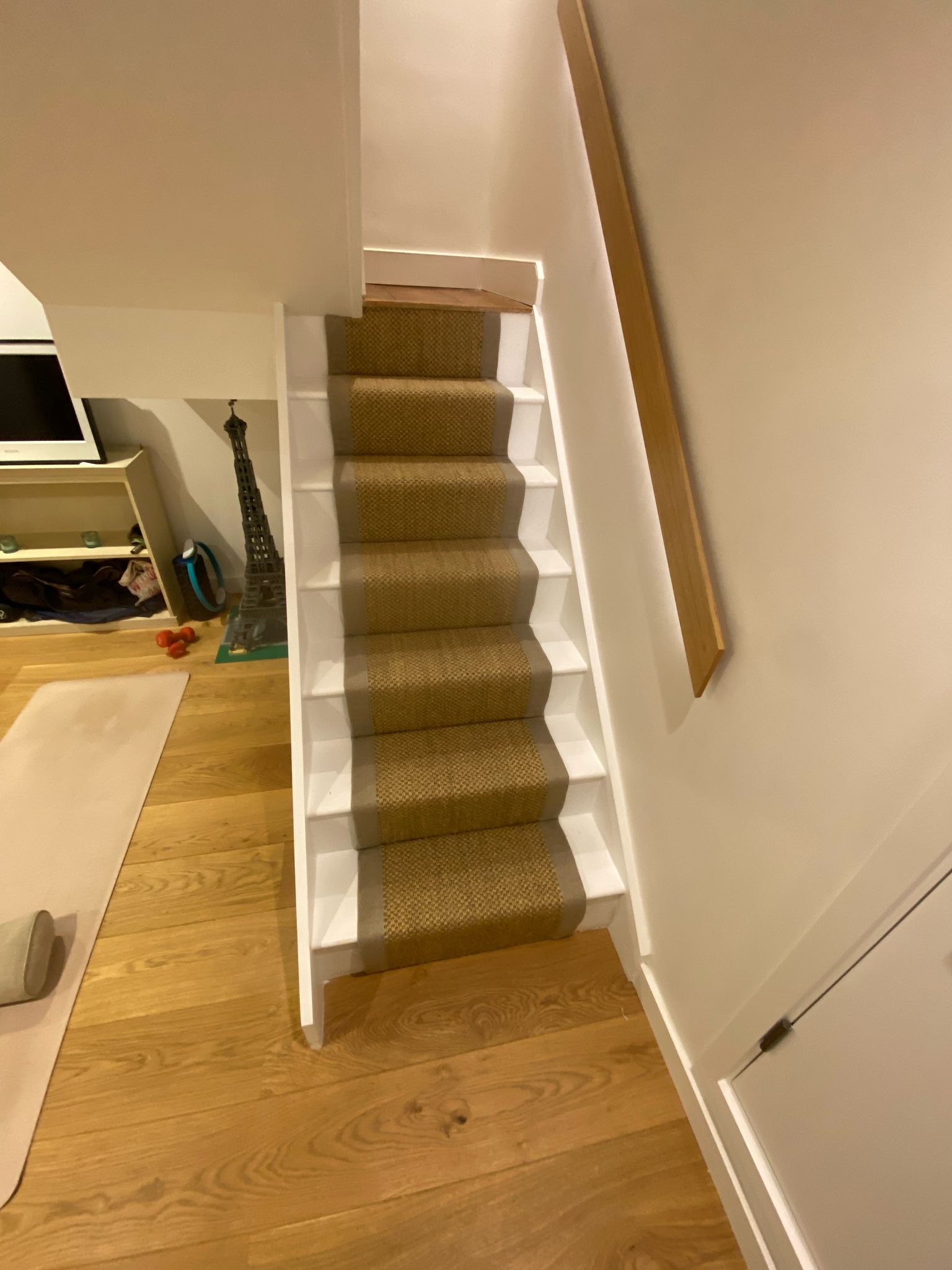 Likewise London Sisal Tigers Eye Flint carpet installation in-3