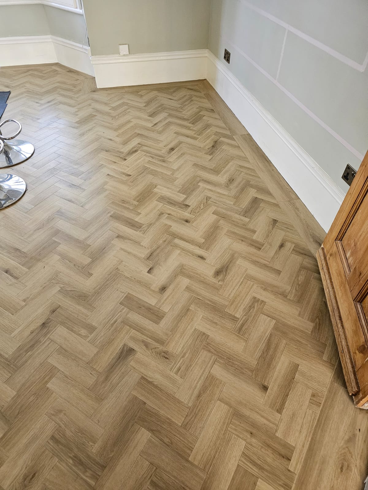 Amtico Signature Cornish Oak installation – 7