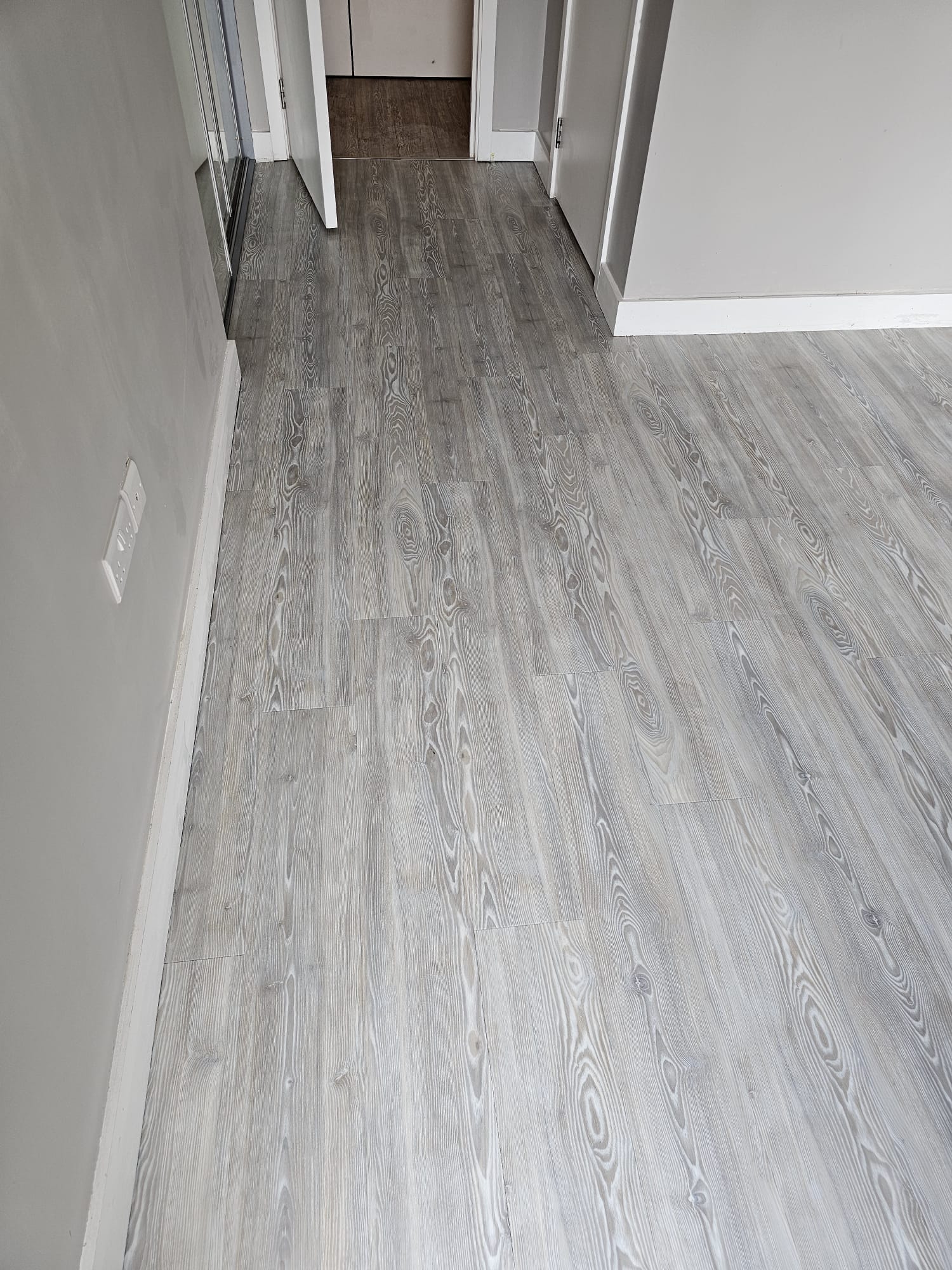 Amtico Spacia White Ash installation in – 6