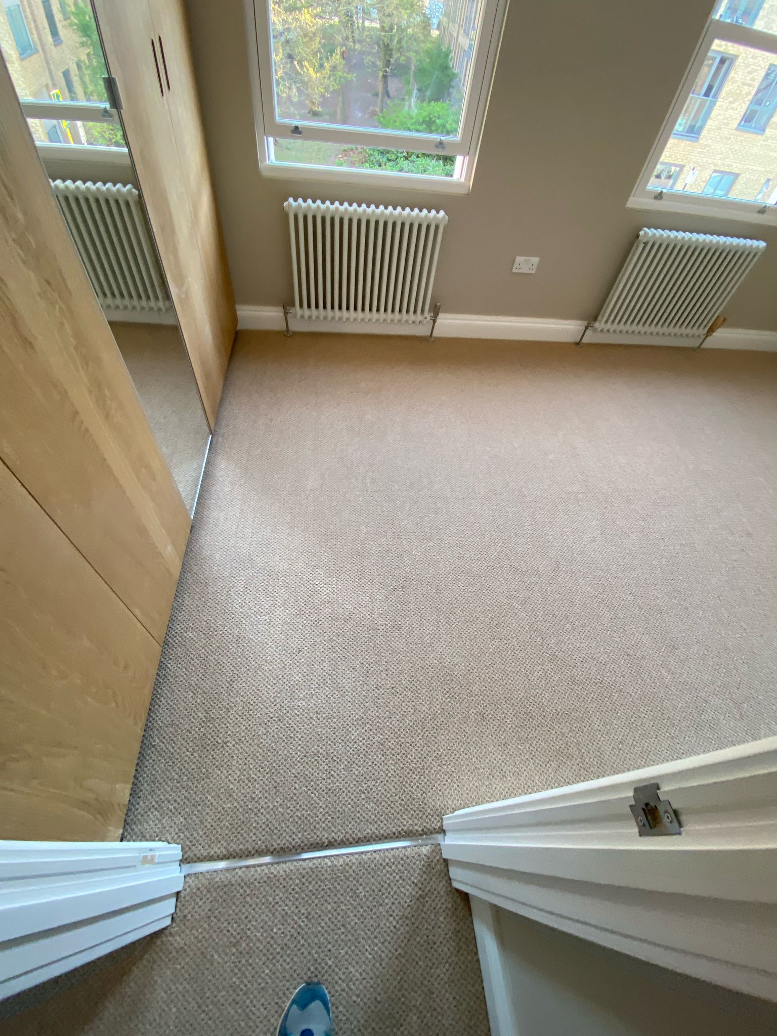 Clarendon Carpets Mortlake Brussels Sand Dune installation in – 9