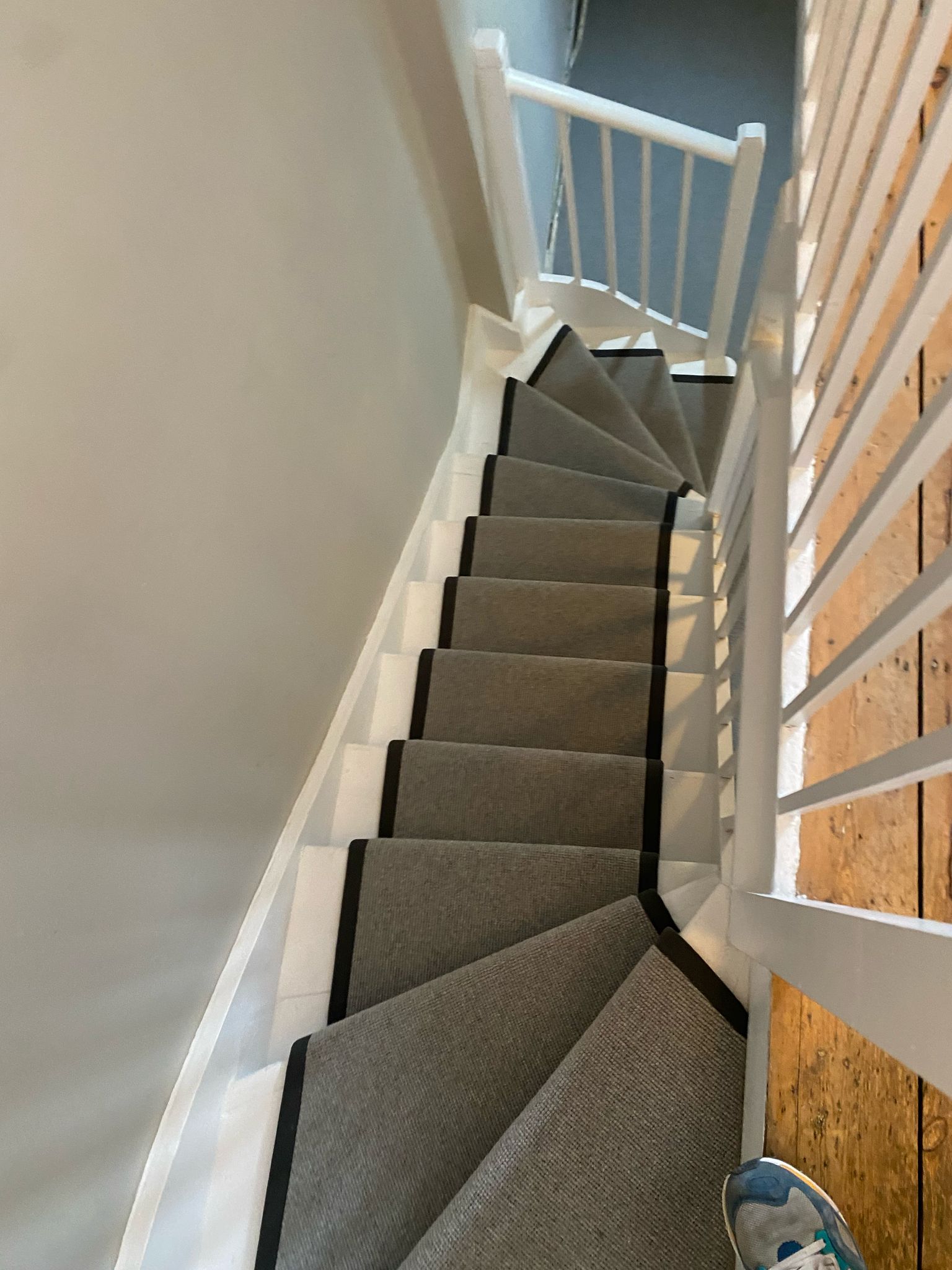 Westex Flooring Croxby Wool Loop Gabbro carpet installation in – 4