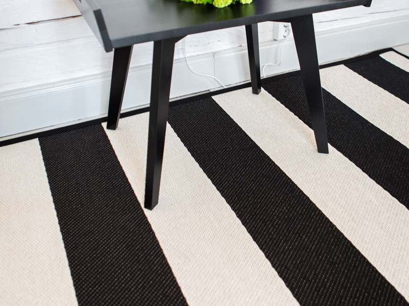 VM Carpets Basso Musta Valk - Carpet - News