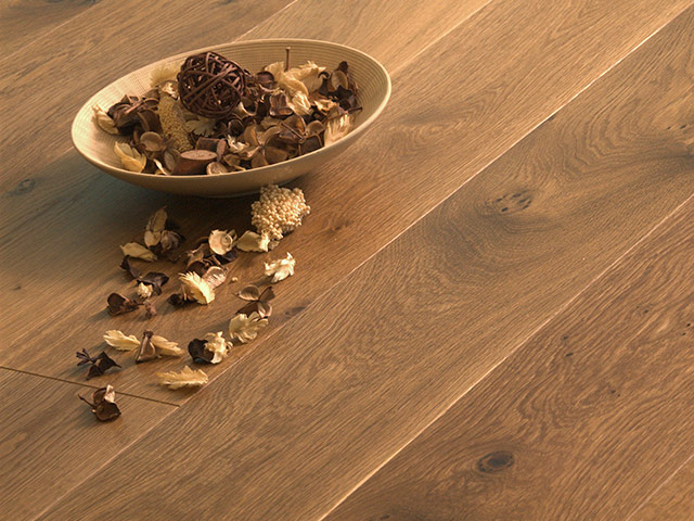 Brooks Bros Wood Flooring - E3003 Balmoral Oak 180 Smoked Oil