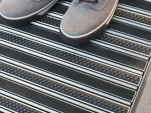 Dural - Duraway Aussentreppe